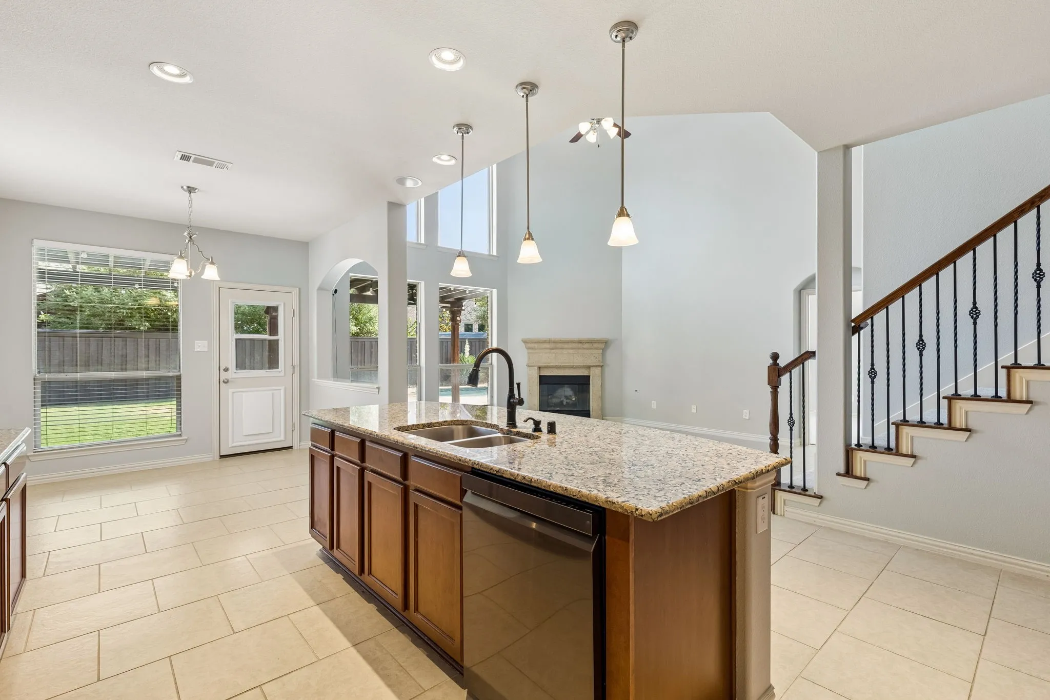 Single Family Residence For Sale in Collin County , 3004 Nathan Drive, Wylie, Texas 75098, 5 Bedroom, 4 Bathroom, 3 Garage spaces, 3,228 Sqft, built in 2010, mls#21346407, Real Estate Agent in Wylie, Homes For Sale in Collin county, Homes For Sale in Wylie, Realtor in Wylie Texas, Real Estate Brokerage Independent Realty Texas, Luminita Cordes Realtor
