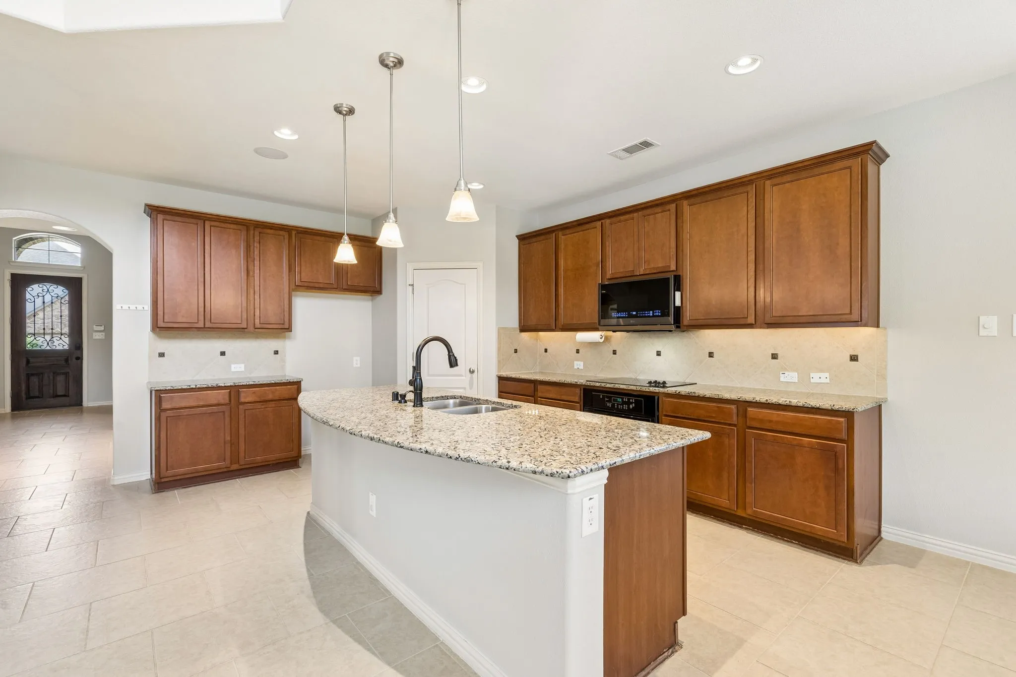 Single Family Residence For Sale in Collin County , 3004 Nathan Drive, Wylie, Texas 75098, 5 Bedroom, 4 Bathroom, 3 Garage spaces, 3,228 Sqft, built in 2010, mls#21346407, Real Estate Agent in Wylie, Homes For Sale in Collin county, Homes For Sale in Wylie, Realtor in Wylie Texas, Real Estate Brokerage Independent Realty Texas, Luminita Cordes Realtor