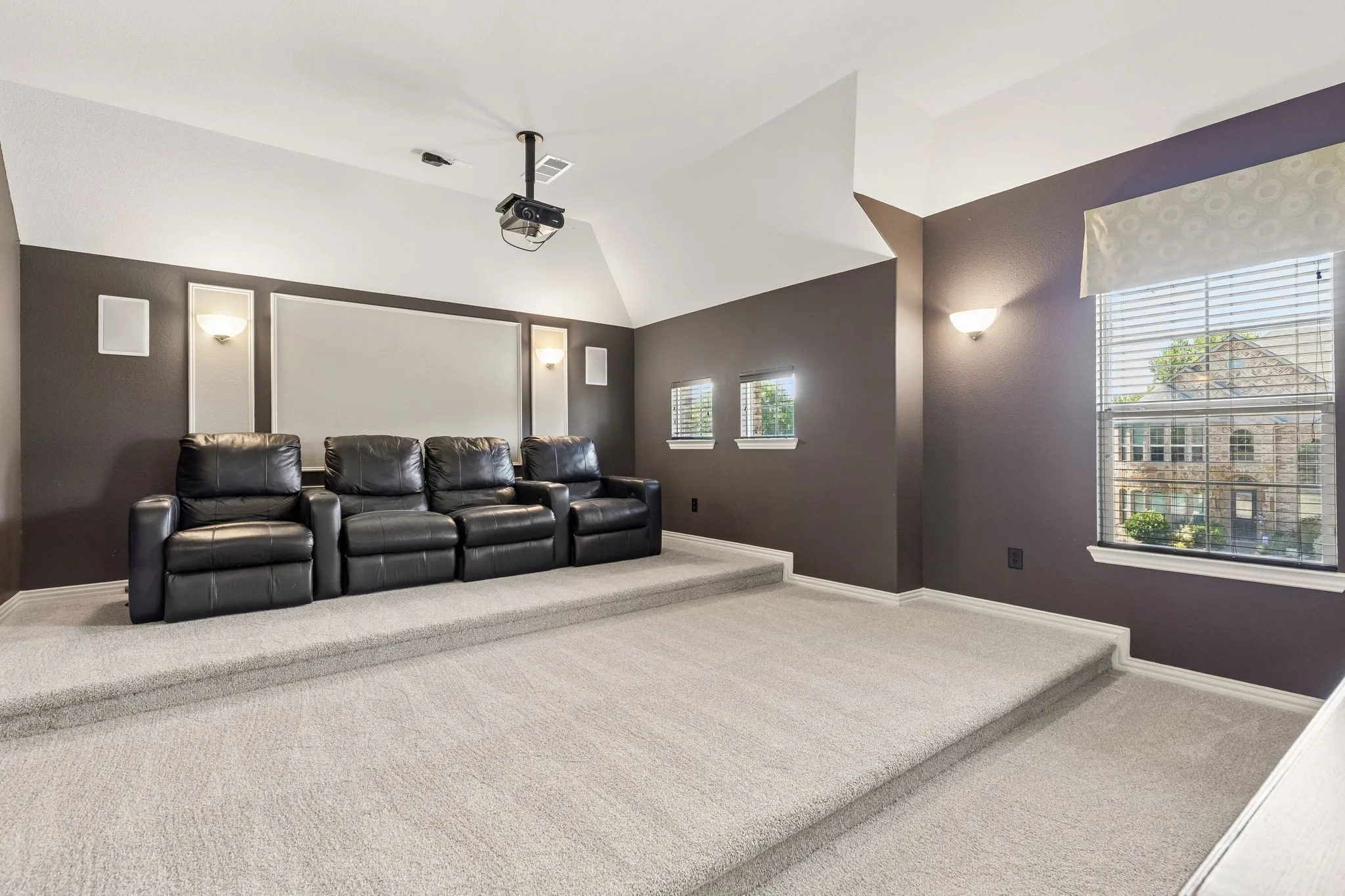 Single Family Residence For Sale in Collin County , 3004 Nathan Drive, Wylie, Texas 75098, 5 Bedroom, 4 Bathroom, 3 Garage spaces, 3,228 Sqft, built in 2010, mls#21346407, Real Estate Agent in Wylie, Homes For Sale in Collin county, Homes For Sale in Wylie, Realtor in Wylie Texas, Real Estate Brokerage Independent Realty Texas, Luminita Cordes Realtor
