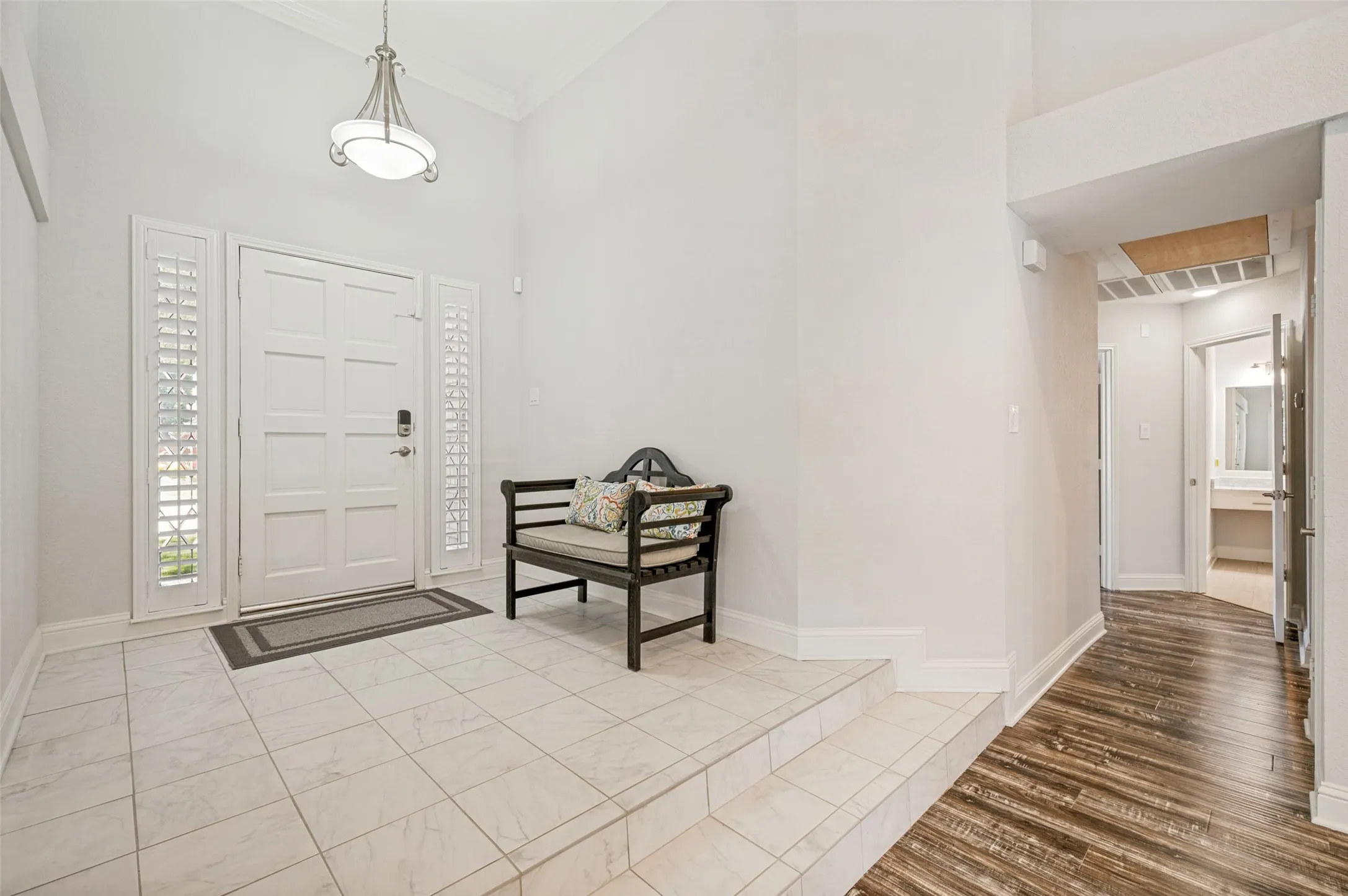 Single Family Residence For Sale in Collin County , 2213 Old Mcgarrah Road, Mc Kinney, Texas 75072, 3 Bedroom, 2 Bathroom, 2 Garage spaces, 1,883 Sqft, built in 1988, mls#21344517, Real Estate Agent in Mc Kinney, Homes For Sale in Collin county, Homes For Sale in Mc Kinney, Realtor in Mc Kinney Texas, Real Estate Brokerage Independent Realty Texas, Luminita Cordes Realtor