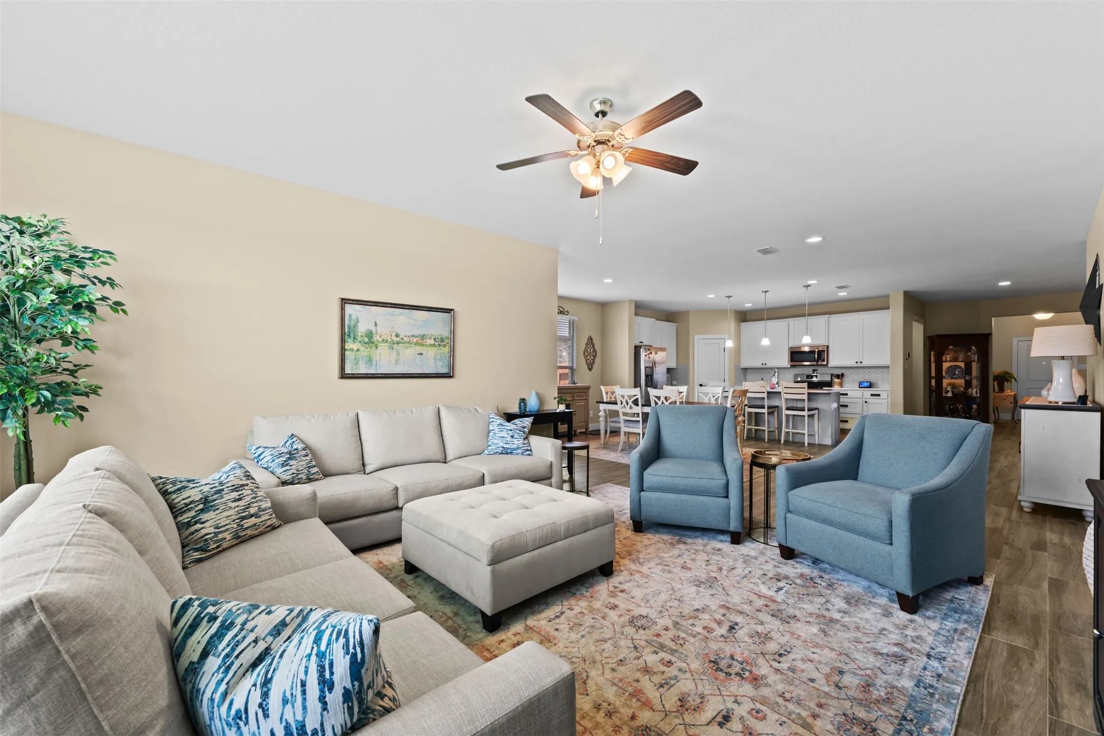 Single Family Residence For Sale in Johnson County , 1216 Larkspur Lane, Cleburne, Texas 76033, 4 Bedroom, 2 Bathroom, 2 Garage spaces, 2,115 Sqft, built in 2019, mls#21346414, Real Estate Agent in Cleburne, Homes For Sale in Johnson county, Homes For Sale in Cleburne, Realtor in Cleburne Texas, Real Estate Brokerage Independent Realty Texas, Luminita Cordes Realtor