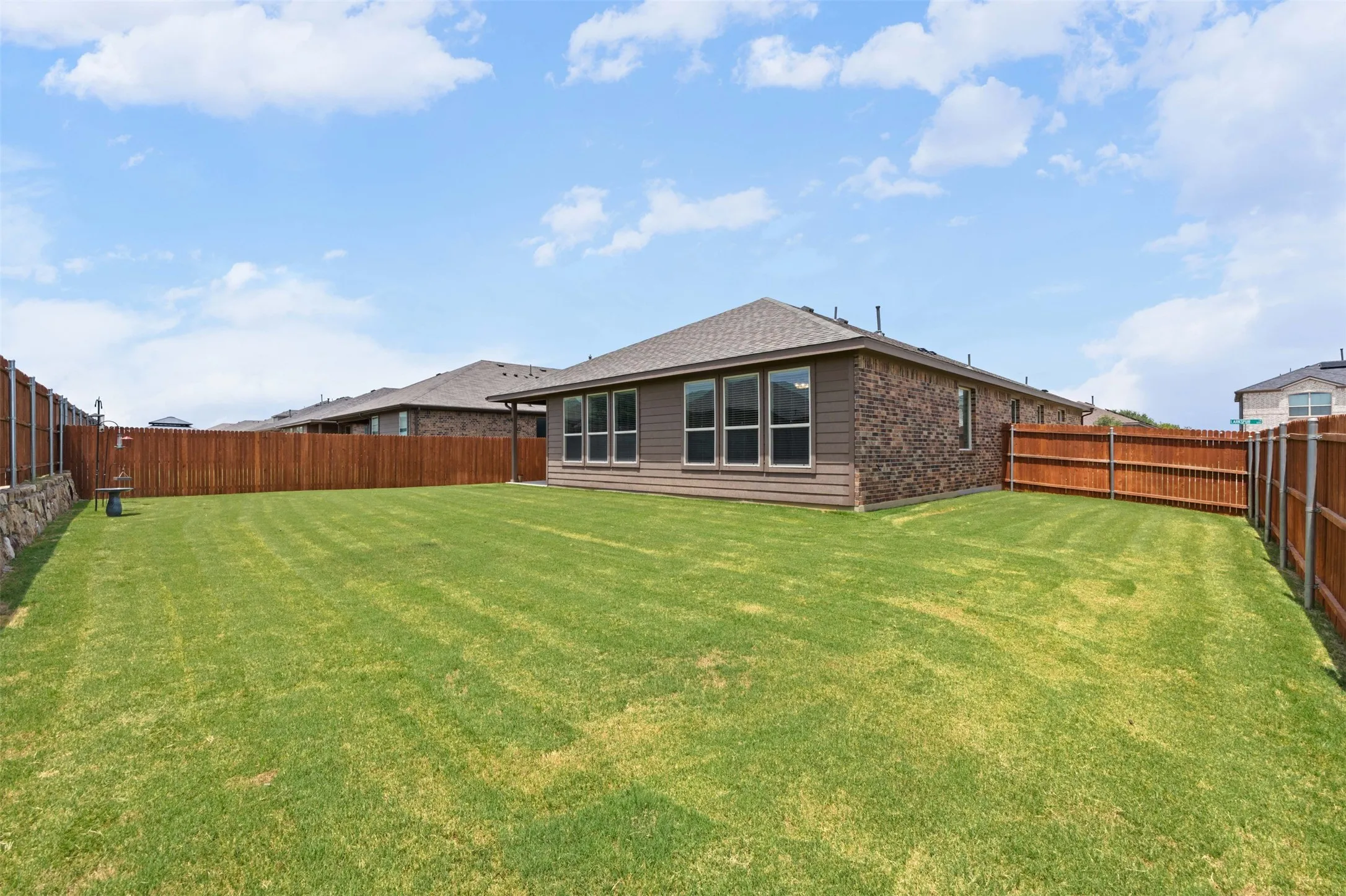 Single Family Residence For Sale in Johnson County , 1216 Larkspur Lane, Cleburne, Texas 76033, 4 Bedroom, 2 Bathroom, 2 Garage spaces, 2,115 Sqft, built in 2019, mls#21346414, Real Estate Agent in Cleburne, Homes For Sale in Johnson county, Homes For Sale in Cleburne, Realtor in Cleburne Texas, Real Estate Brokerage Independent Realty Texas, Luminita Cordes Realtor