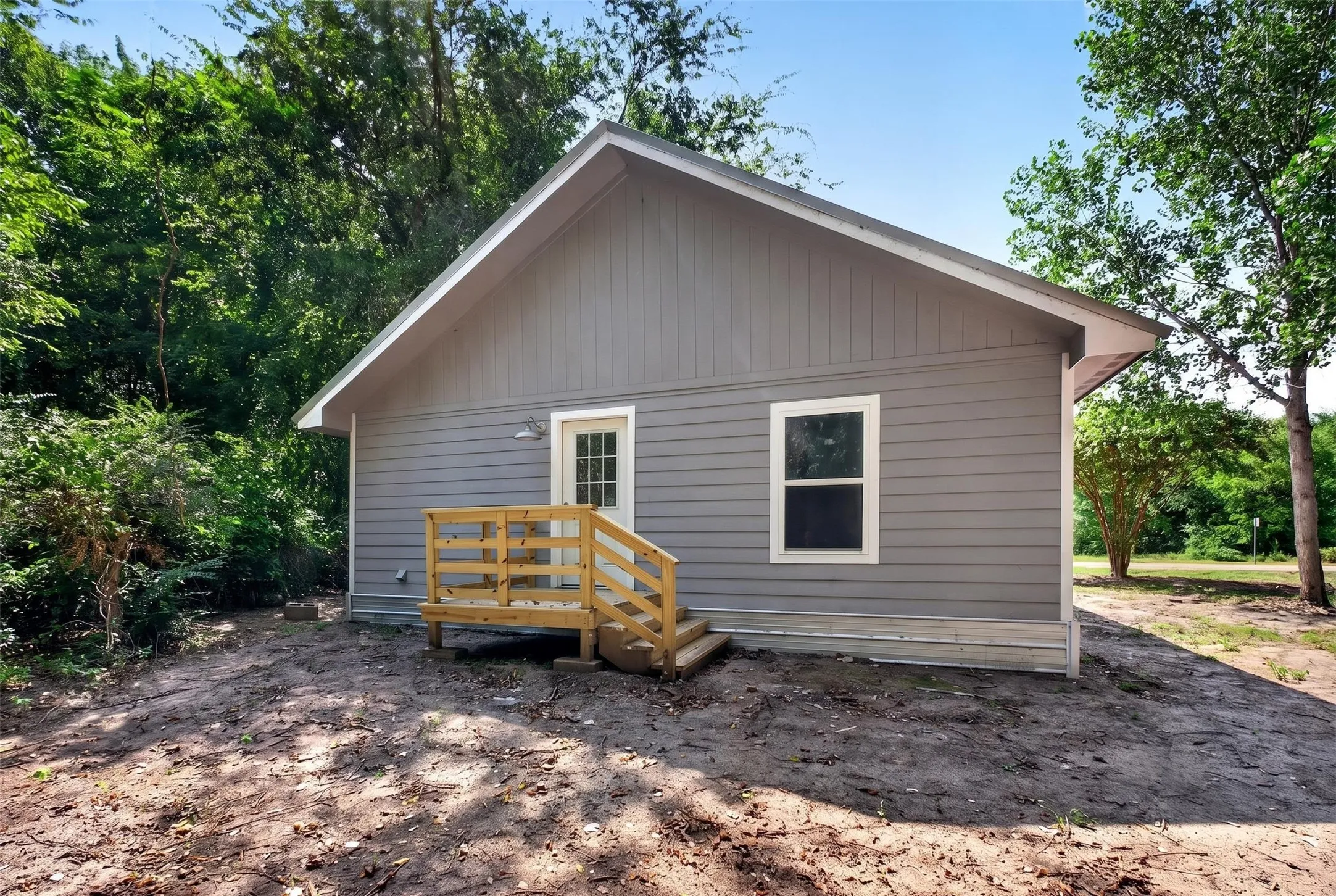 Single Family Residence For Sale in Delta County , 50 Fm 2890, Klondike, Texas 75448, 3 Bedroom, 2 Bathroom, Garage spaces, 1,200 Sqft, built in 1900, mls#21346405, Real Estate Agent in Klondike, Homes For Sale in Delta county, Homes For Sale in Klondike, Realtor in Klondike Texas, Real Estate Brokerage Independent Realty Texas, Luminita Cordes Realtor