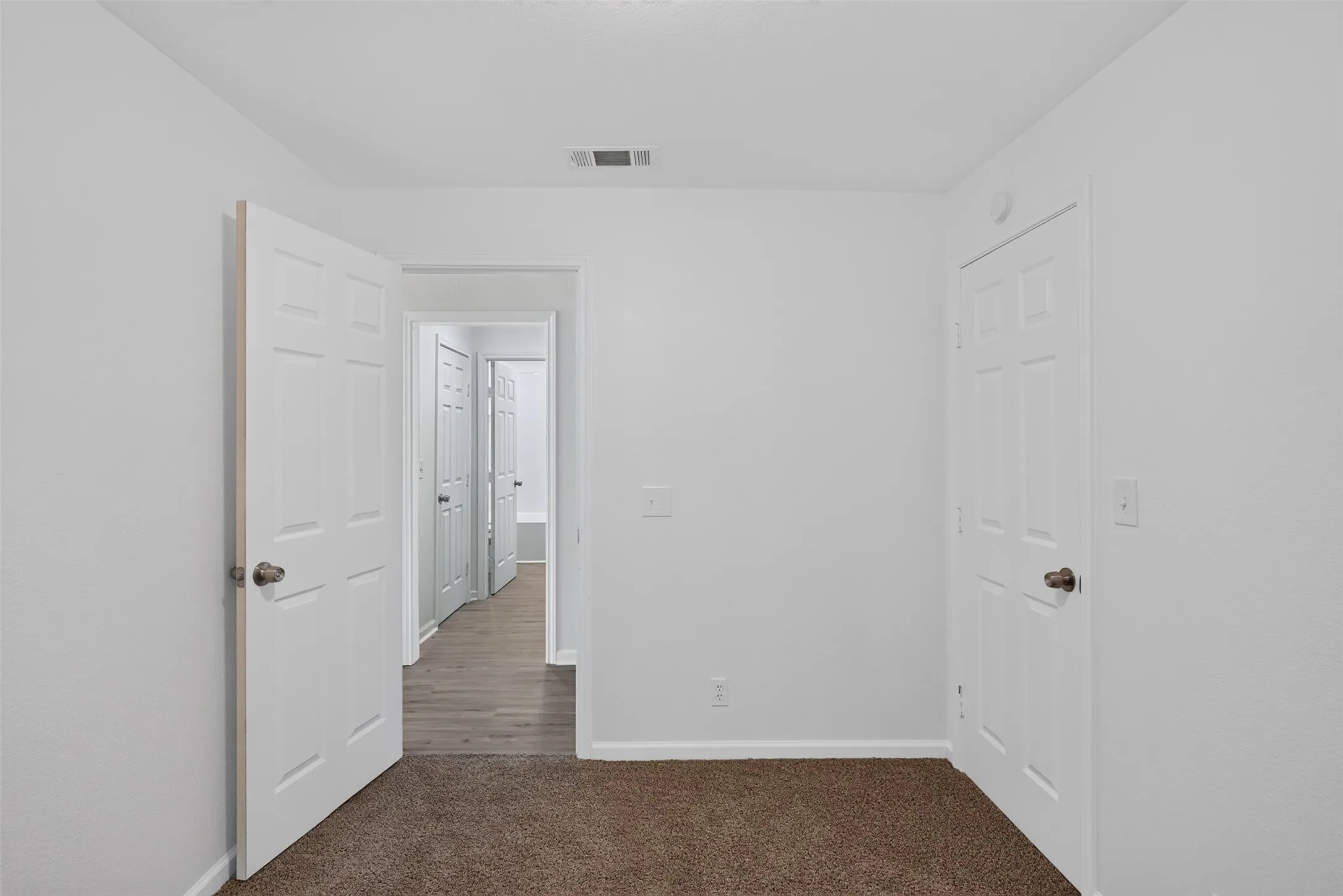 Single Family Residence For Sale in Delta County , 50 Fm 2890, Klondike, Texas 75448, 3 Bedroom, 2 Bathroom, Garage spaces, 1,200 Sqft, built in 1900, mls#21346405, Real Estate Agent in Klondike, Homes For Sale in Delta county, Homes For Sale in Klondike, Realtor in Klondike Texas, Real Estate Brokerage Independent Realty Texas, Luminita Cordes Realtor