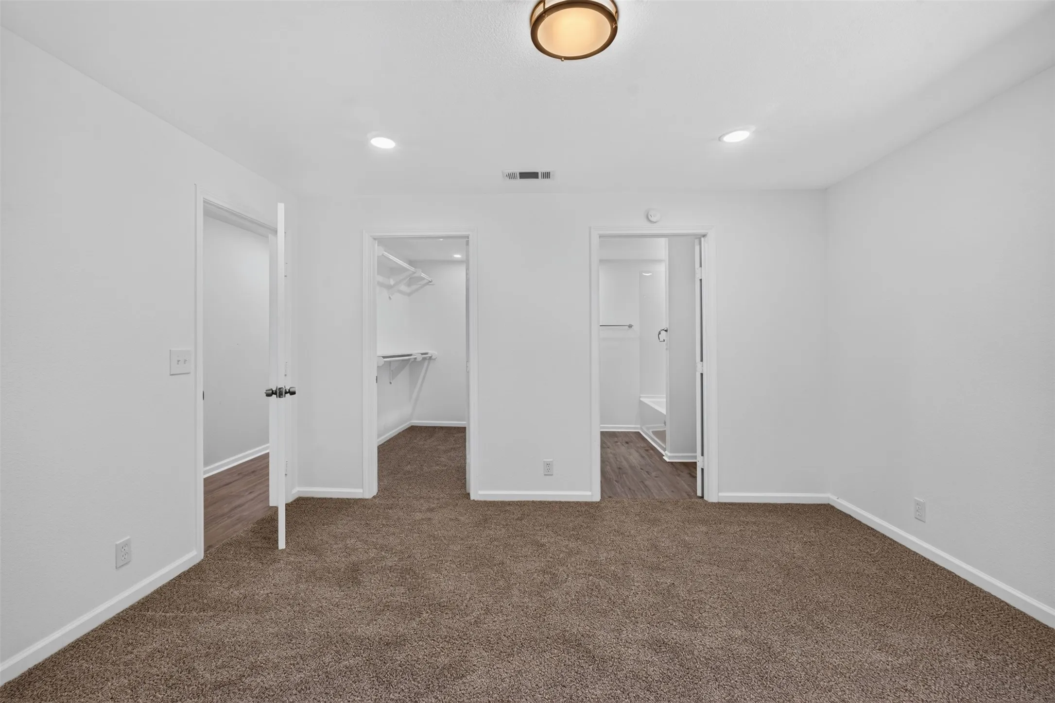 Single Family Residence For Sale in Delta County , 50 Fm 2890, Klondike, Texas 75448, 3 Bedroom, 2 Bathroom, Garage spaces, 1,200 Sqft, built in 1900, mls#21346405, Real Estate Agent in Klondike, Homes For Sale in Delta county, Homes For Sale in Klondike, Realtor in Klondike Texas, Real Estate Brokerage Independent Realty Texas, Luminita Cordes Realtor