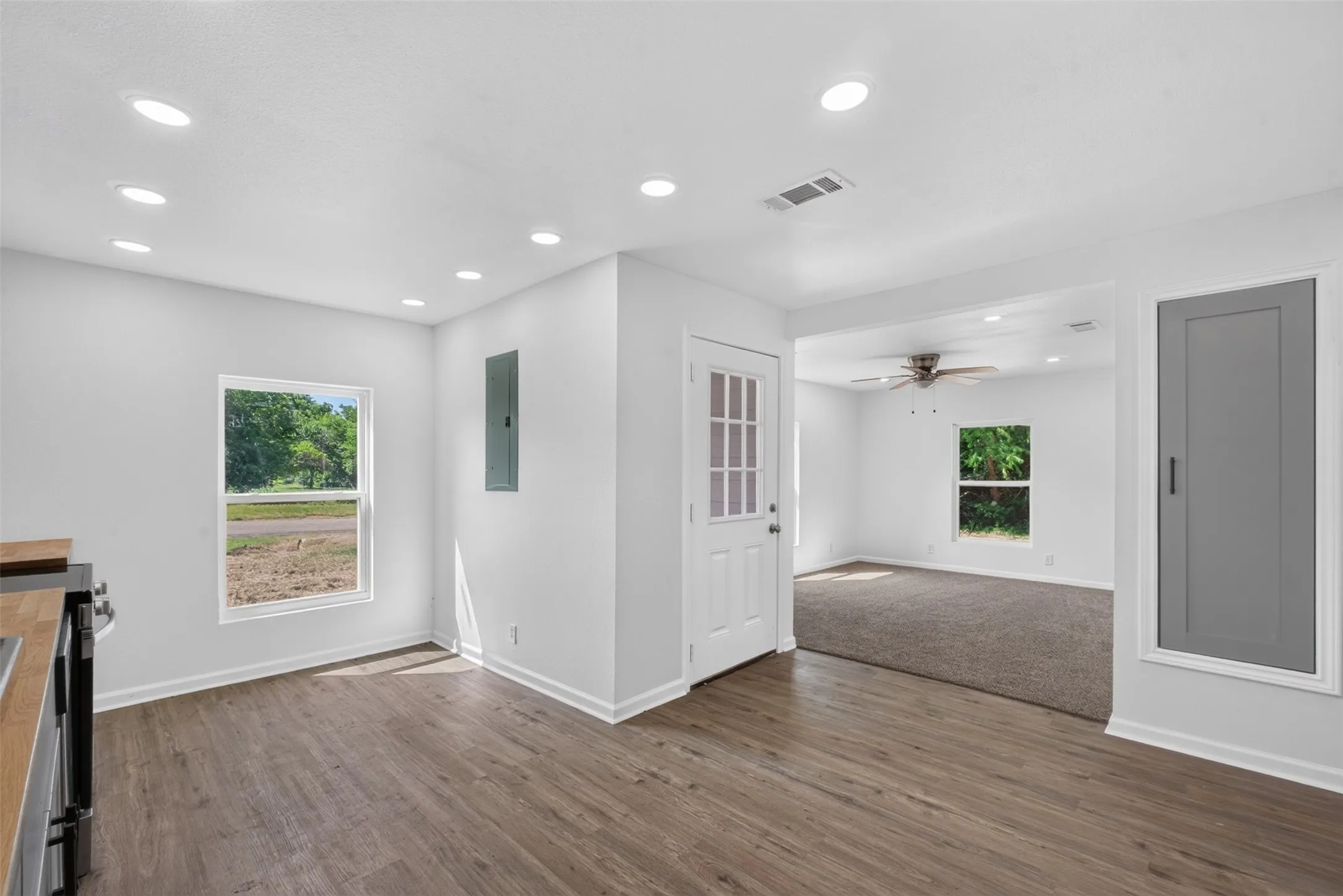 Single Family Residence For Sale in Delta County , 50 Fm 2890, Klondike, Texas 75448, 3 Bedroom, 2 Bathroom, Garage spaces, 1,200 Sqft, built in 1900, mls#21346405, Real Estate Agent in Klondike, Homes For Sale in Delta county, Homes For Sale in Klondike, Realtor in Klondike Texas, Real Estate Brokerage Independent Realty Texas, Luminita Cordes Realtor