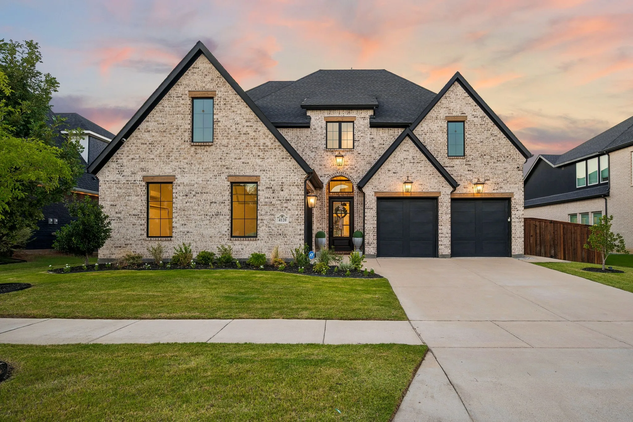 Single Family Residence For Sale in Denton County , 4120 Splitrock Drive, Prosper, Texas 75078, 5 Bedrooms, 6 Bathrooms, 3 Garage spaces, 3,834 Sqft, built in 2022, Price $1,189,000, mls#21345852, Real Estate Agent in Prosper, Homes For Sale in Denton county, Homes For Sale in Prosper, Realtor in Prosper Texas, Real Estate Brokerage Independent Realty Texas, Luminita Cordes Realtor