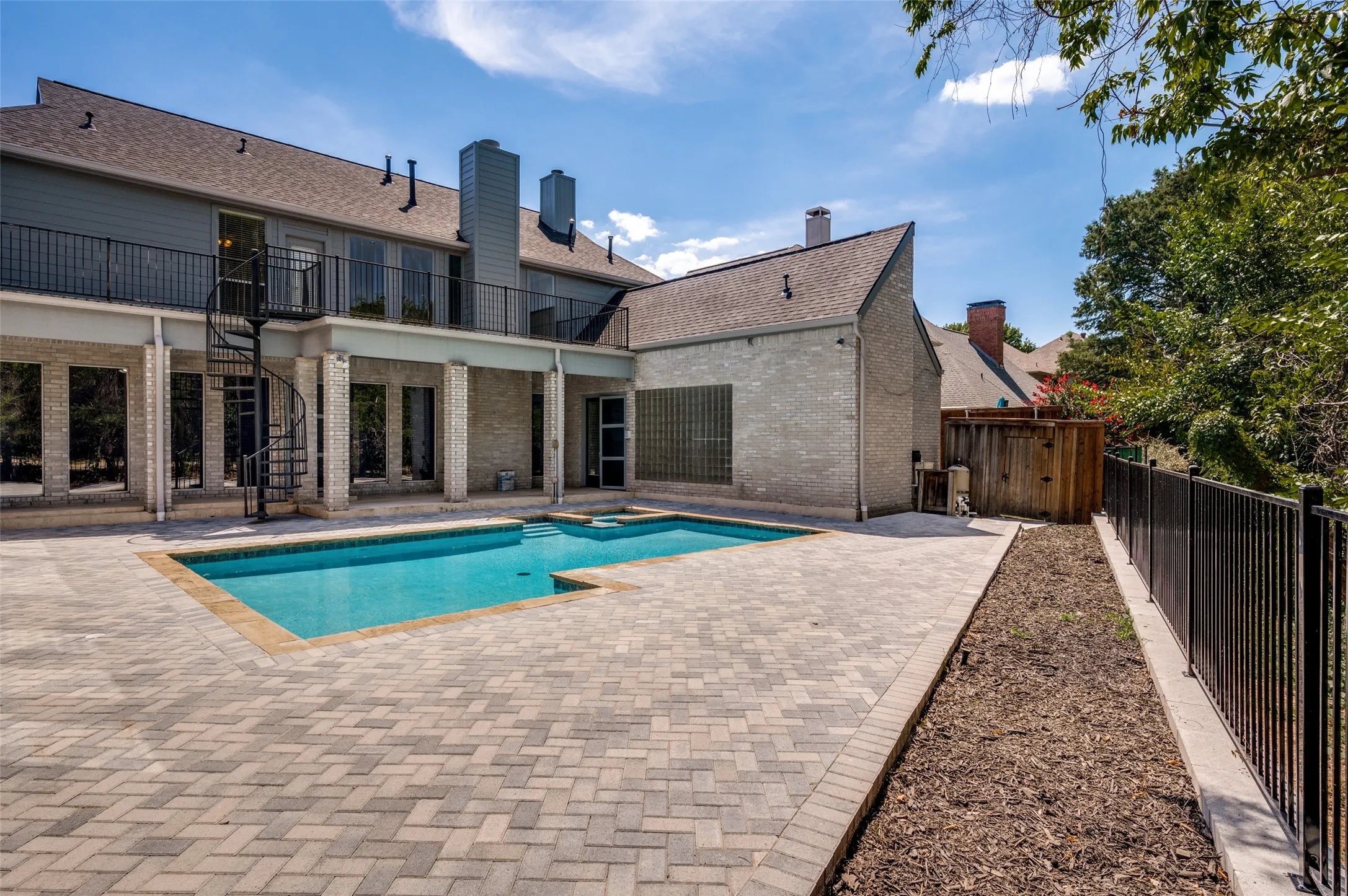 Single Family Residence For Sale in Collin County , 2532 Pelican Bay Drive, Plano, Texas 75093, 5 Bedroom, 5 Bathroom, 3 Garage spaces, 3,965 Sqft, built in 1988, mls#21344452, Real Estate Agent in Plano, Homes For Sale in Collin county, Homes For Sale in Plano, Realtor in Plano Texas, Real Estate Brokerage Independent Realty Texas, Luminita Cordes Realtor