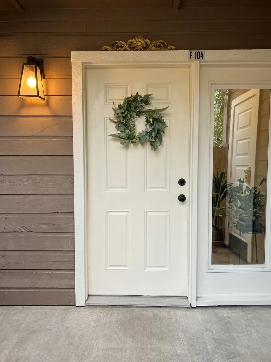 Condominium For Sale in Dallas County , 9811 Walnut Street 104, Dallas, Texas 75243, 1 Bedroom, 1 Bathroom, Garage spaces, 551 Sqft, built in 1981, Price $59,900, mls#21344250, Real Estate Agent in Dallas, Homes For Sale in Dallas county, Homes For Sale in Dallas, Realtor in Dallas Texas, Real Estate Brokerage Independent Realty Texas, Luminita Cordes Realtor
