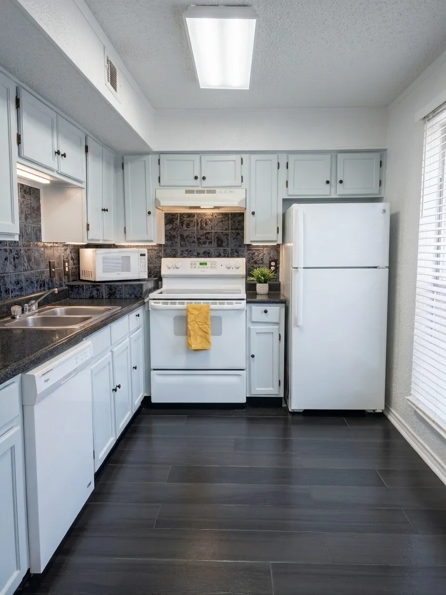 Condominium For Sale in Dallas County , 9811 Walnut Street 104, Dallas, Texas 75243, 1 Bedroom, 1 Bathroom, Garage spaces, 551 Sqft, built in 1981, Price $59,900, mls#21344250, Real Estate Agent in Dallas, Homes For Sale in Dallas county, Homes For Sale in Dallas, Realtor in Dallas Texas, Real Estate Brokerage Independent Realty Texas, Luminita Cordes Realtor