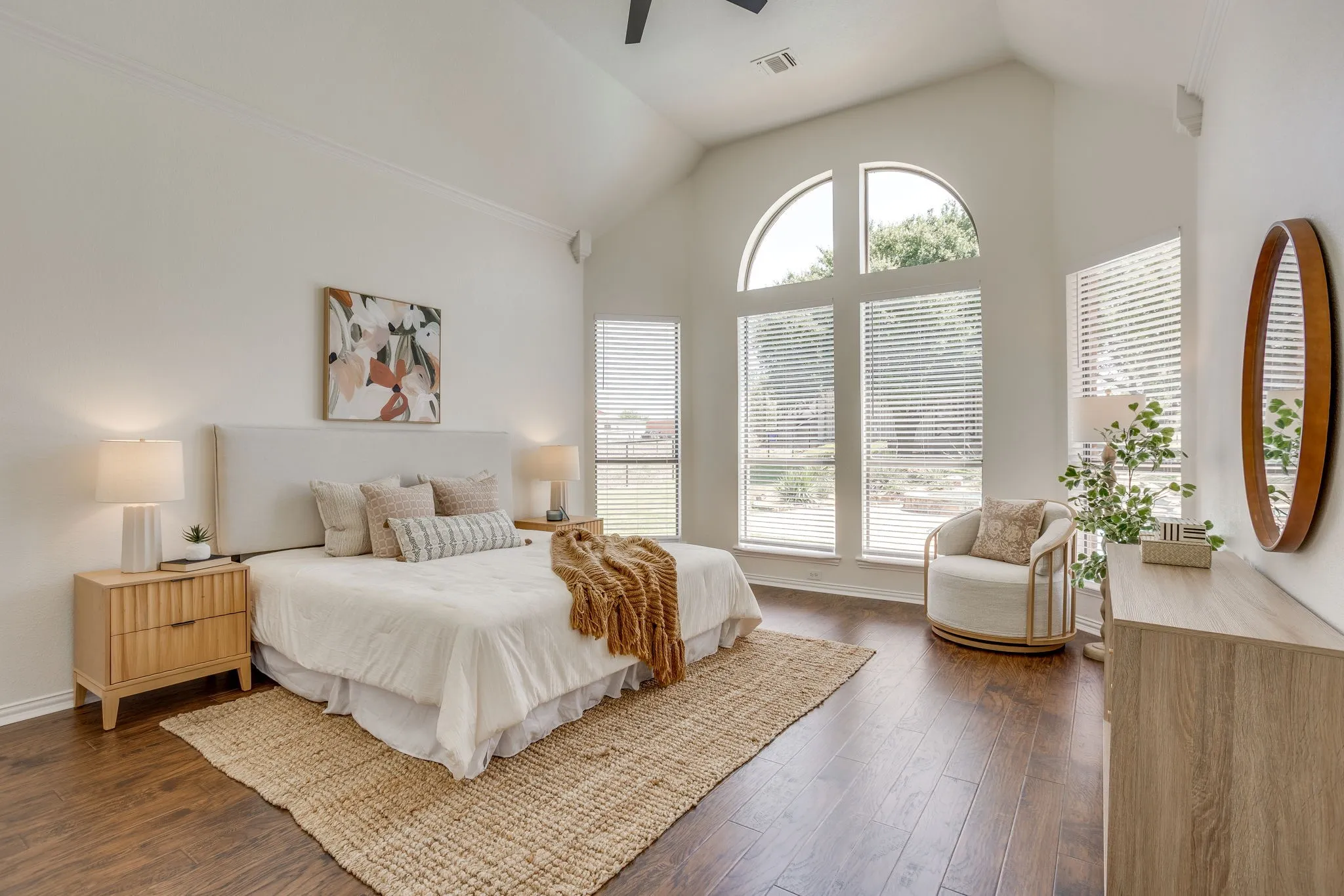Single Family Residence For Sale in Tarrant County , 13516 Haslet Court, Haslet, Texas 76052, 4 Bedroom, 2 Bathroom, 5 Garage spaces, 2,704 Sqft, built in 1997, Price $950,000, mls#21346428, Real Estate Agent in Haslet, Homes For Sale in Tarrant county, Homes For Sale in Haslet, Realtor in Haslet Texas, Real Estate Brokerage Independent Realty Texas, Luminita Cordes Realtor