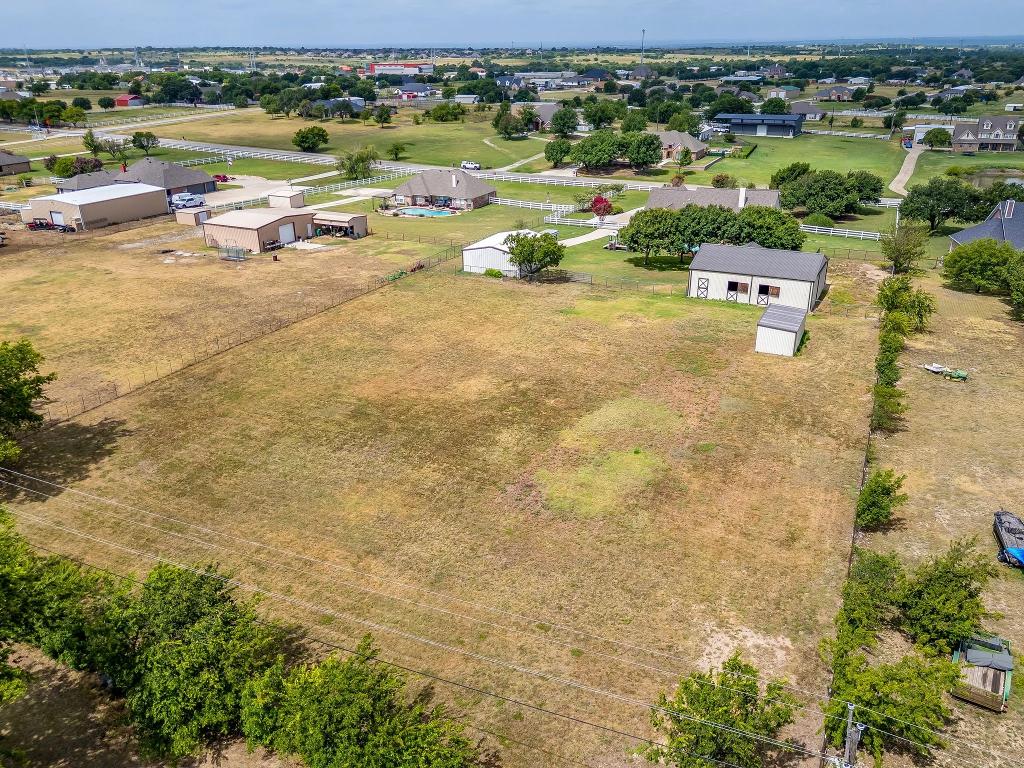 Single Family Residence For Sale in Tarrant County , 13516 Haslet Court, Haslet, Texas 76052, 4 Bedroom, 2 Bathroom, 5 Garage spaces, 2,704 Sqft, built in 1997, Price $950,000, mls#21346428, Real Estate Agent in Haslet, Homes For Sale in Tarrant county, Homes For Sale in Haslet, Realtor in Haslet Texas, Real Estate Brokerage Independent Realty Texas, Luminita Cordes Realtor