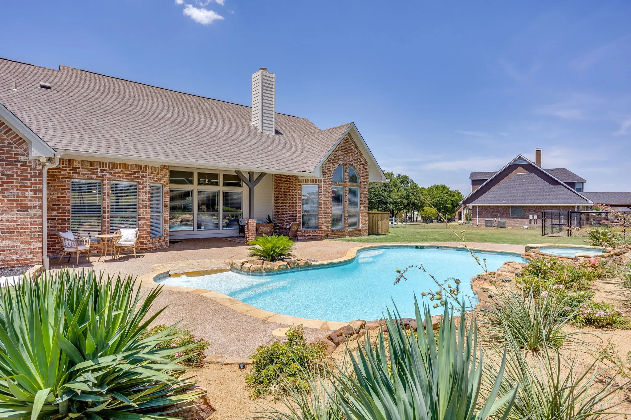 Single Family Residence For Sale in Tarrant County , 13516 Haslet Court, Haslet, Texas 76052, 4 Bedroom, 2 Bathroom, 5 Garage spaces, 2,704 Sqft, built in 1997, Price $950,000, mls#21346428, Real Estate Agent in Haslet, Homes For Sale in Tarrant county, Homes For Sale in Haslet, Realtor in Haslet Texas, Real Estate Brokerage Independent Realty Texas, Luminita Cordes Realtor