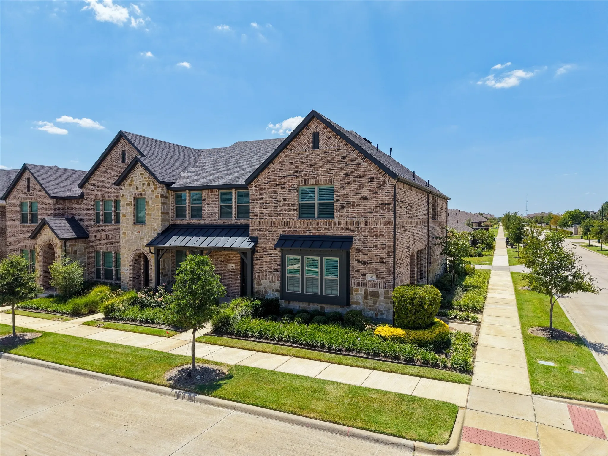 Townhouse For Rent in Denton County , 537 Parkside Drive, Argyle, Texas 76226, 3 Bedroom, 3 Bathroom, 2 Garage spaces, 1,702 Sqft, built in 2023, mls#21345199, Real Estate Agent in Argyle, Homes For Rent in Denton county, Homes For Rent in Argyle, Realtor in Argyle Texas, Real Estate Brokerage Independent Realty Texas, Luminita Cordes Realtor