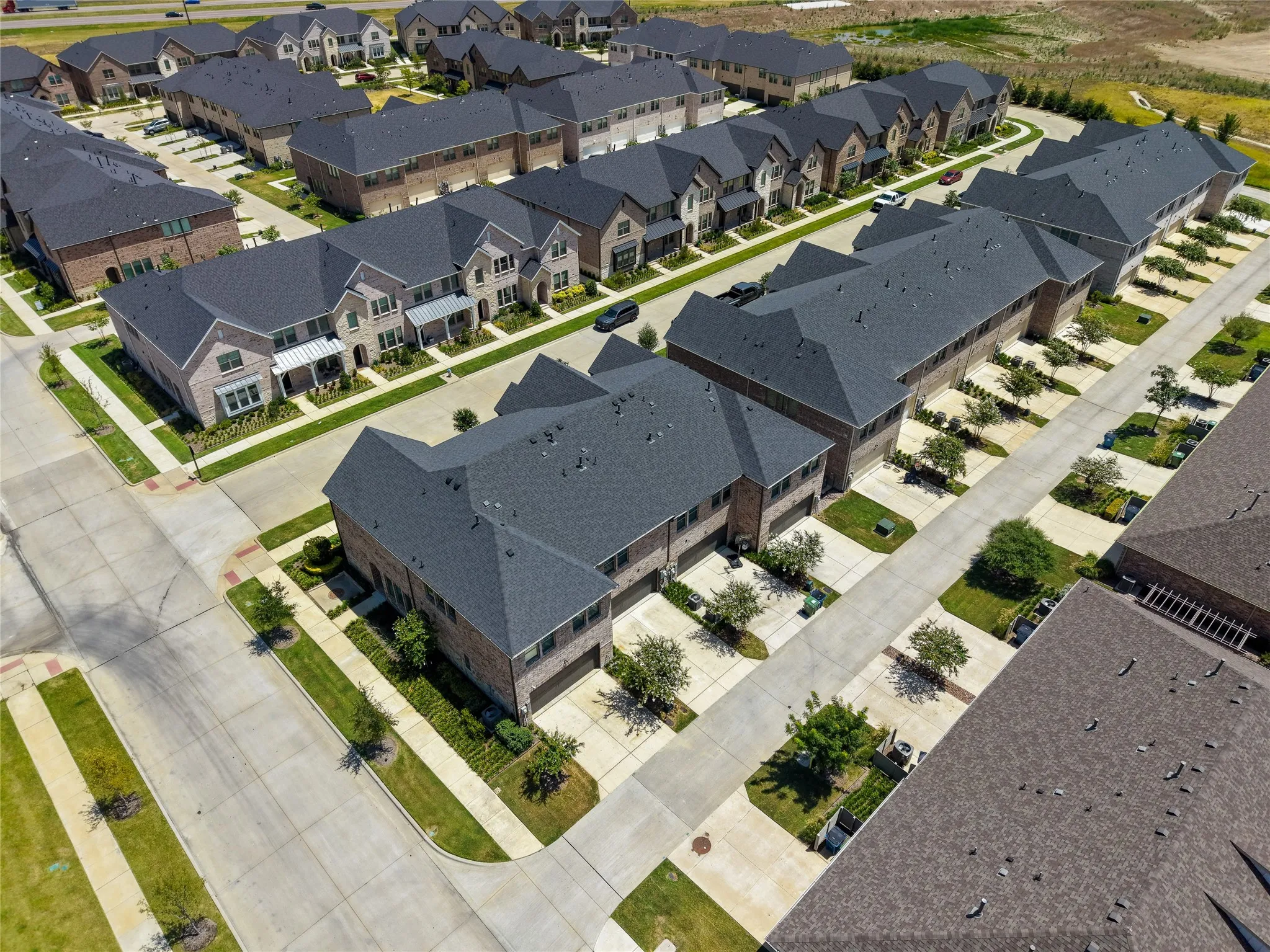 Townhouse For Rent in Denton County , 537 Parkside Drive, Argyle, Texas 76226, 3 Bedroom, 3 Bathroom, 2 Garage spaces, 1,702 Sqft, built in 2023, mls#21345199, Real Estate Agent in Argyle, Homes For Rent in Denton county, Homes For Rent in Argyle, Realtor in Argyle Texas, Real Estate Brokerage Independent Realty Texas, Luminita Cordes Realtor