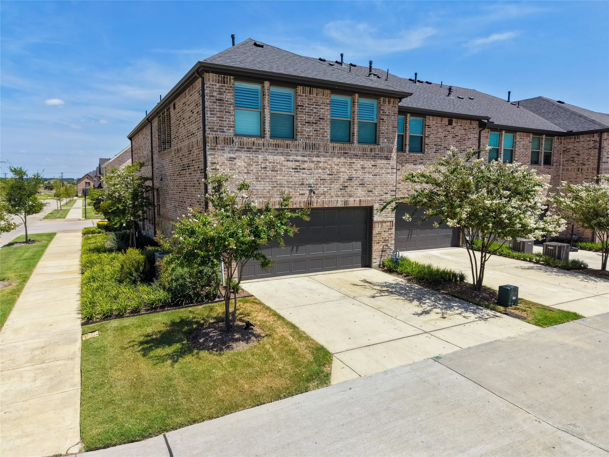 Townhouse For Rent in Denton County , 537 Parkside Drive, Argyle, Texas 76226, 3 Bedroom, 3 Bathroom, 2 Garage spaces, 1,702 Sqft, built in 2023, mls#21345199, Real Estate Agent in Argyle, Homes For Rent in Denton county, Homes For Rent in Argyle, Realtor in Argyle Texas, Real Estate Brokerage Independent Realty Texas, Luminita Cordes Realtor