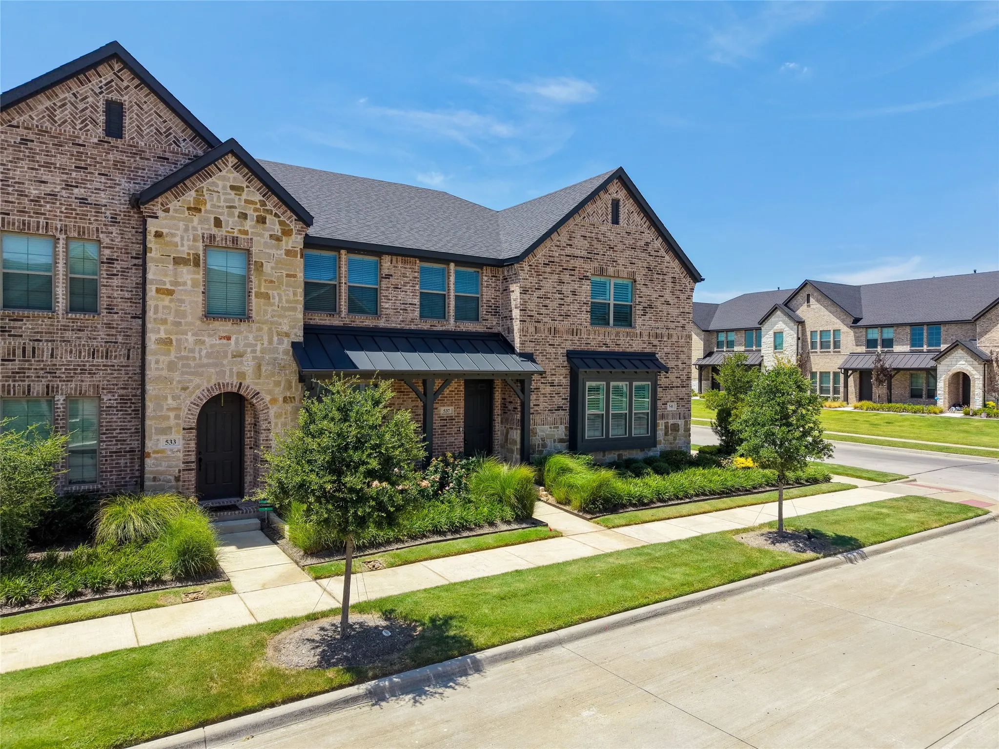 Townhouse For Rent in Denton County , 537 Parkside Drive, Argyle, Texas 76226, 3 Bedroom, 3 Bathroom, 2 Garage spaces, 1,702 Sqft, built in 2023, mls#21345199, Real Estate Agent in Argyle, Homes For Rent in Denton county, Homes For Rent in Argyle, Realtor in Argyle Texas, Real Estate Brokerage Independent Realty Texas, Luminita Cordes Realtor