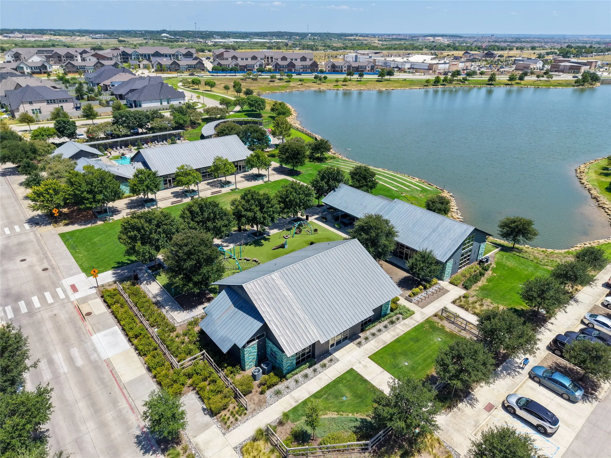 Townhouse For Rent in Denton County , 537 Parkside Drive, Argyle, Texas 76226, 3 Bedroom, 3 Bathroom, 2 Garage spaces, 1,702 Sqft, built in 2023, mls#21345199, Real Estate Agent in Argyle, Homes For Rent in Denton county, Homes For Rent in Argyle, Realtor in Argyle Texas, Real Estate Brokerage Independent Realty Texas, Luminita Cordes Realtor