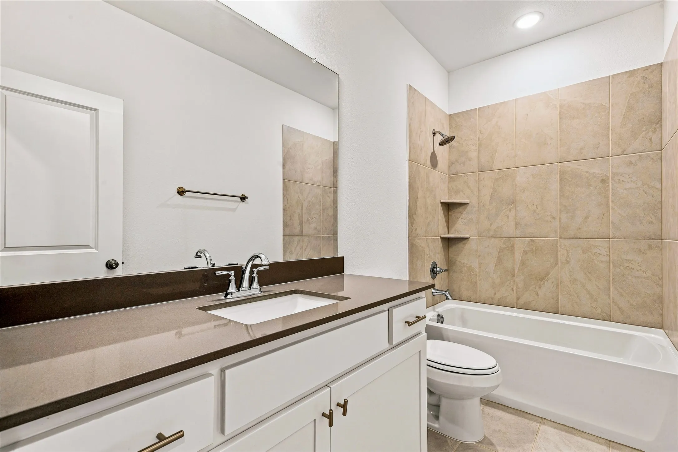 Townhouse For Rent in Denton County , 537 Parkside Drive, Argyle, Texas 76226, 3 Bedroom, 3 Bathroom, 2 Garage spaces, 1,702 Sqft, built in 2023, mls#21345199, Real Estate Agent in Argyle, Homes For Rent in Denton county, Homes For Rent in Argyle, Realtor in Argyle Texas, Real Estate Brokerage Independent Realty Texas, Luminita Cordes Realtor