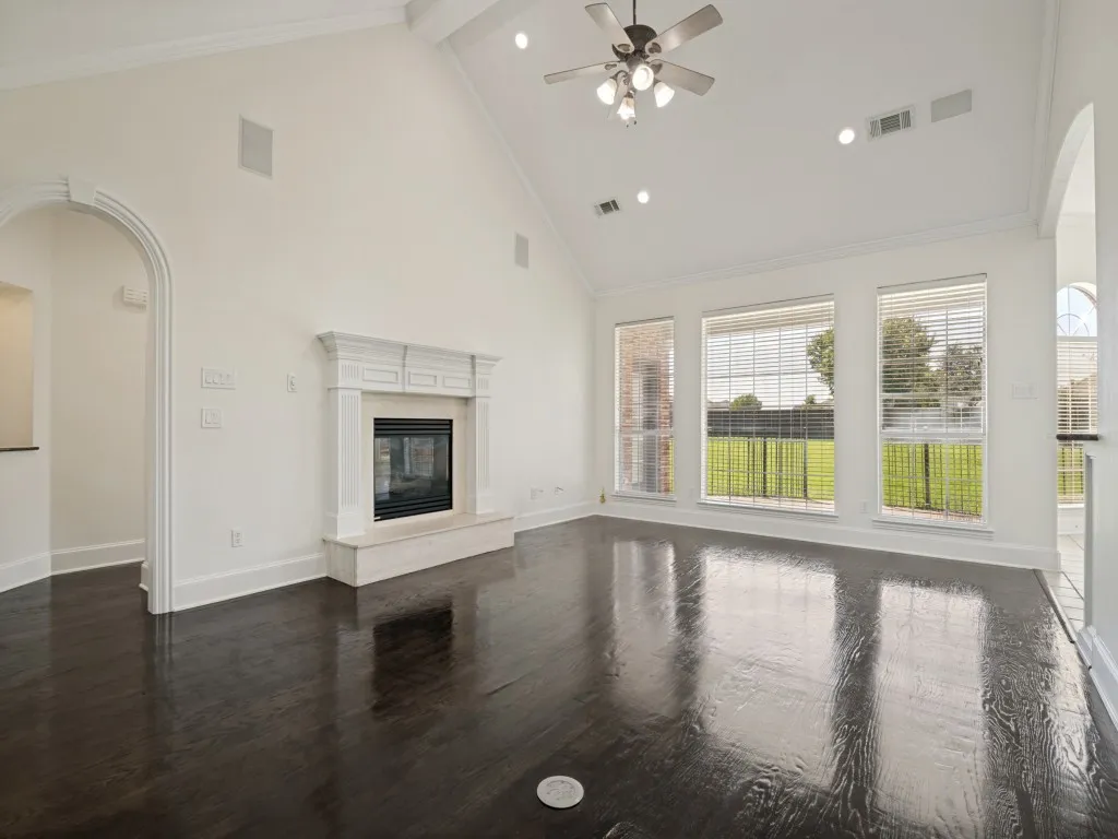 Single Family Residence For Sale in Kaufman County , 10074 Tipperary Trail, Forney, Texas 75126, 3 Bedroom, 3 Bathroom, 2 Garage spaces, 2,560 Sqft, built in 1999, mls#21346179, Real Estate Agent in Forney, Homes For Sale in Kaufman county, Homes For Sale in Forney, Realtor in Forney Texas, Real Estate Brokerage Independent Realty Texas, Luminita Cordes Realtor