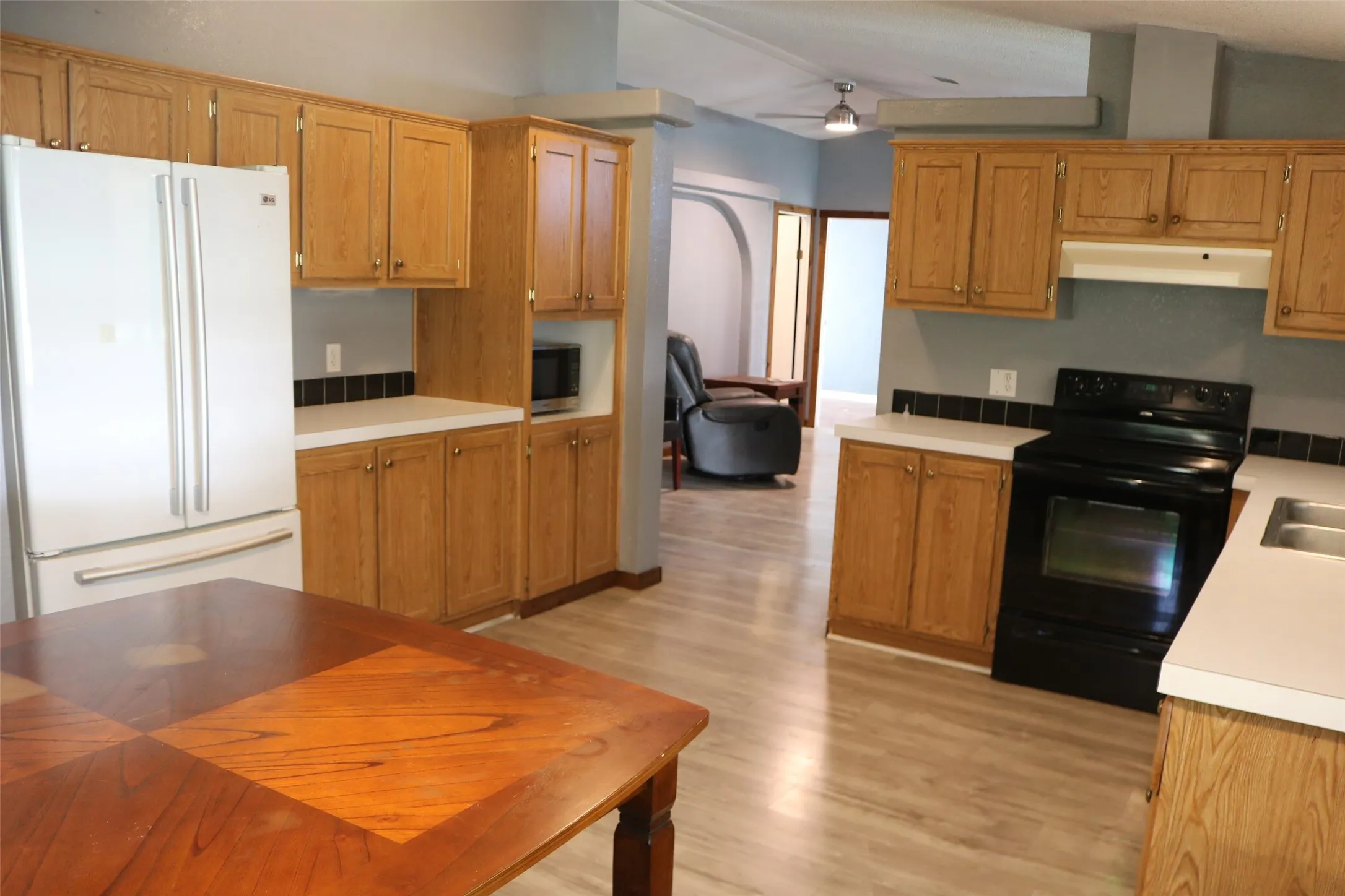 Mobile Home For Rent in Collin County , 3033 County Road 743, Princeton, Texas 75407, 3 Bedroom, 2 Bathroom, Garage spaces, 1,344 Sqft, built in 1996, mls#21345334, Real Estate Agent in Princeton, Homes For Rent in Collin county, Homes For Rent in Princeton, Realtor in Princeton Texas, Real Estate Brokerage Independent Realty Texas, Luminita Cordes Realtor