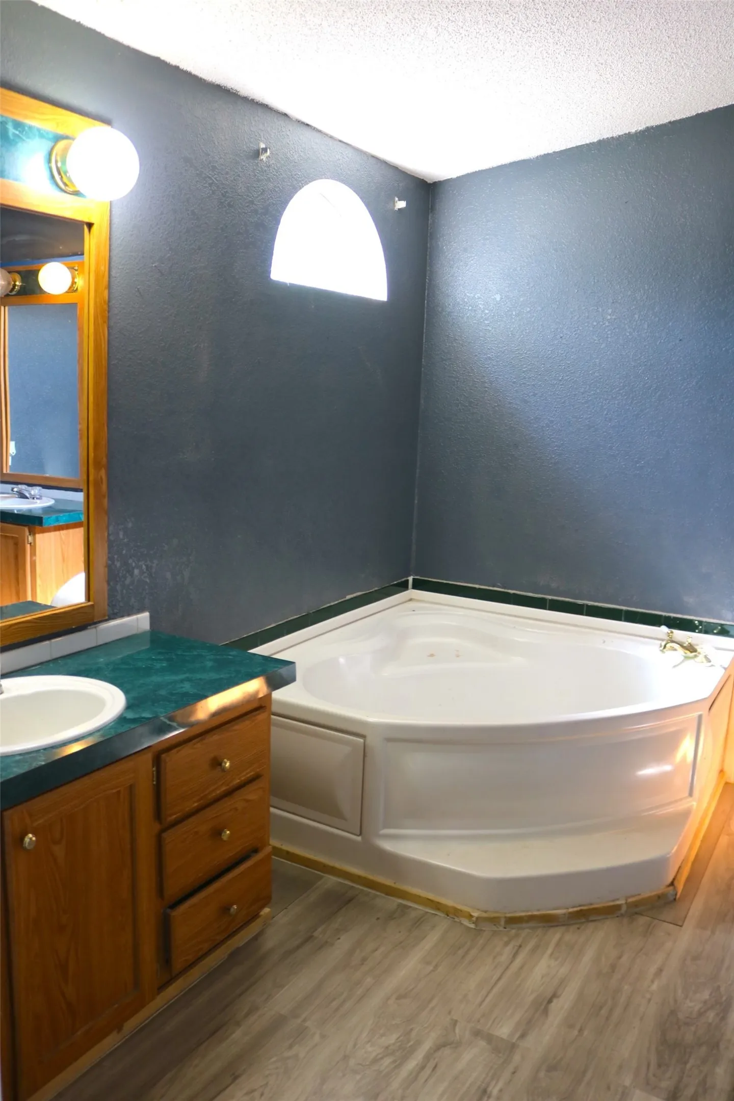 Mobile Home For Rent in Collin County , 3033 County Road 743, Princeton, Texas 75407, 3 Bedroom, 2 Bathroom, Garage spaces, 1,344 Sqft, built in 1996, mls#21345334, Real Estate Agent in Princeton, Homes For Rent in Collin county, Homes For Rent in Princeton, Realtor in Princeton Texas, Real Estate Brokerage Independent Realty Texas, Luminita Cordes Realtor