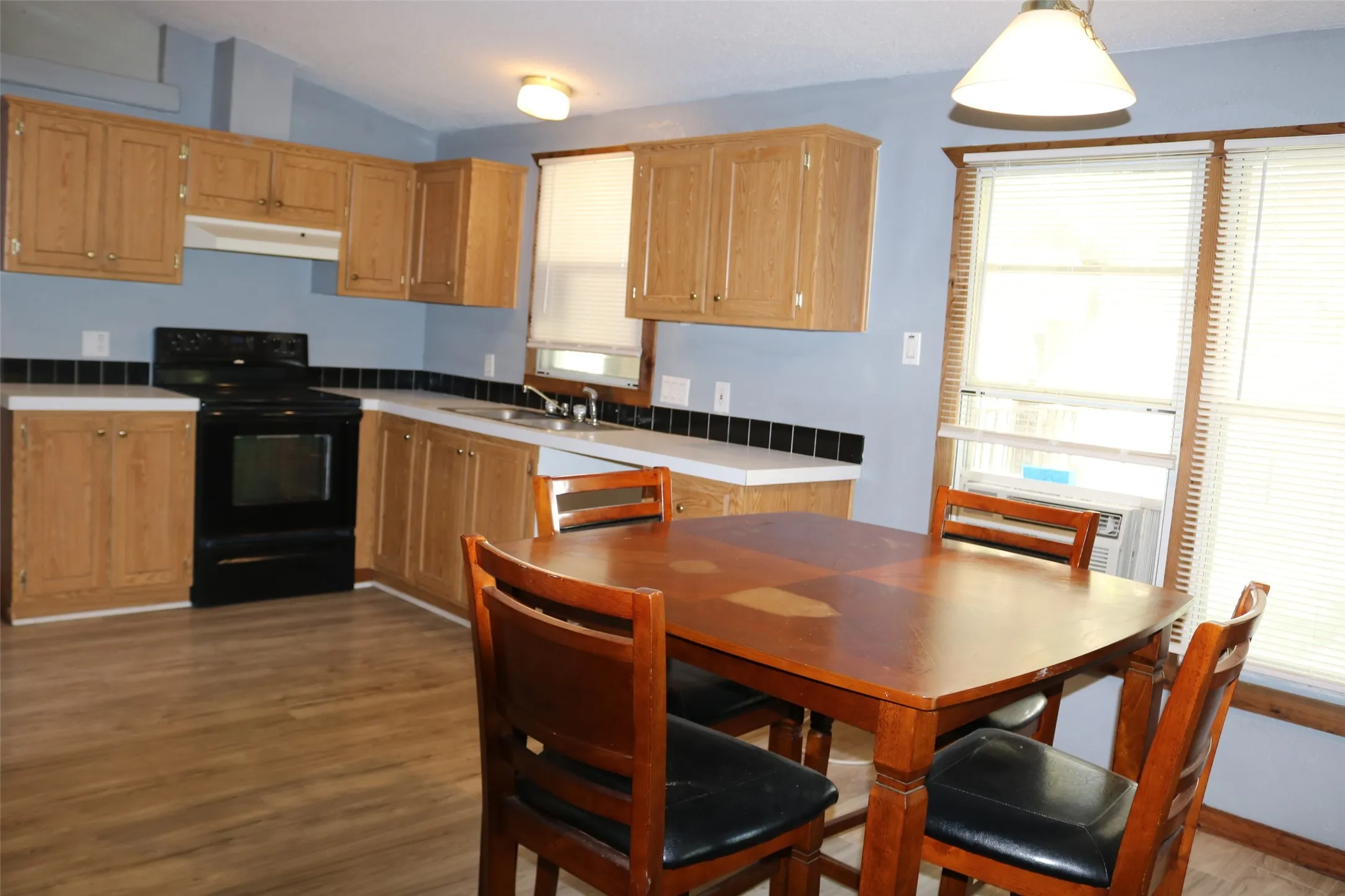 Mobile Home For Rent in Collin County , 3033 County Road 743, Princeton, Texas 75407, 3 Bedroom, 2 Bathroom, Garage spaces, 1,344 Sqft, built in 1996, mls#21345334, Real Estate Agent in Princeton, Homes For Rent in Collin county, Homes For Rent in Princeton, Realtor in Princeton Texas, Real Estate Brokerage Independent Realty Texas, Luminita Cordes Realtor