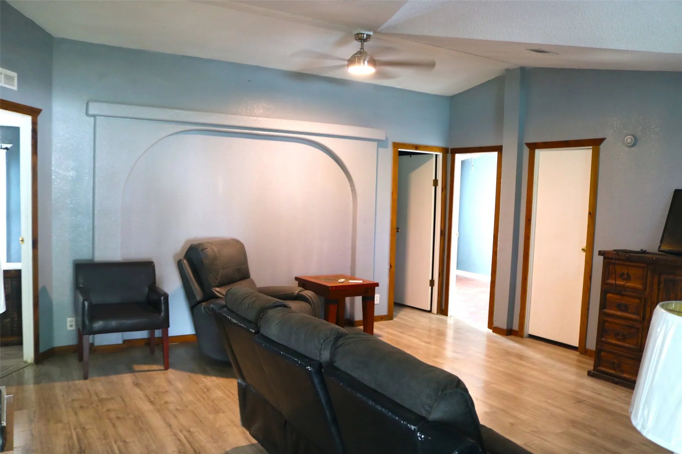 Mobile Home For Rent in Collin County , 3033 County Road 743, Princeton, Texas 75407, 3 Bedroom, 2 Bathroom, Garage spaces, 1,344 Sqft, built in 1996, mls#21345334, Real Estate Agent in Princeton, Homes For Rent in Collin county, Homes For Rent in Princeton, Realtor in Princeton Texas, Real Estate Brokerage Independent Realty Texas, Luminita Cordes Realtor