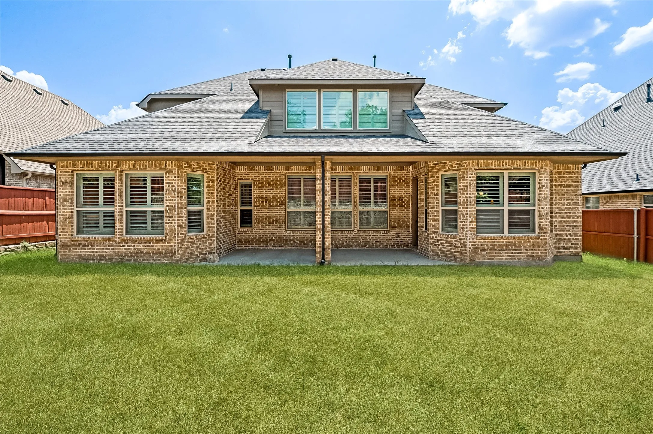 Single Family Residence For Sale in Collin County , 7208 Los Padres Place, Mc Kinney, Texas 75070, 4 Bedroom, 5 Bathroom, 3 Garage spaces, 3,842 Sqft, built in 2017, mls#21346373, Real Estate Agent in Mc Kinney, Homes For Sale in Collin county, Homes For Sale in Mc Kinney, Realtor in Mc Kinney Texas, Real Estate Brokerage Independent Realty Texas, Luminita Cordes Realtor