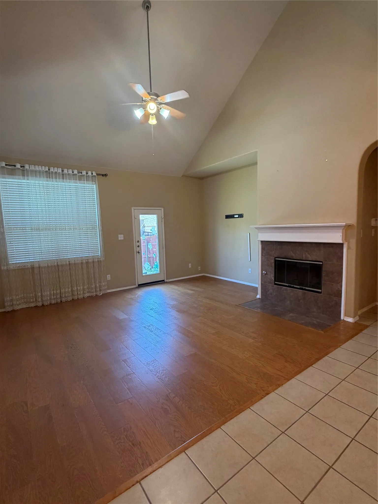 Single Family Residence For Rent in Collin County , 11490 La Grange Drive, Frisco, Texas 75035, 4 Bedroom, 3 Bathroom, 2 Garage spaces, 2,738 Sqft, built in 2007, mls#21346474, Real Estate Agent in Frisco, Homes For Rent in Collin county, Homes For Rent in Frisco, Realtor in Frisco Texas, Real Estate Brokerage Independent Realty Texas, Luminita Cordes Realtor