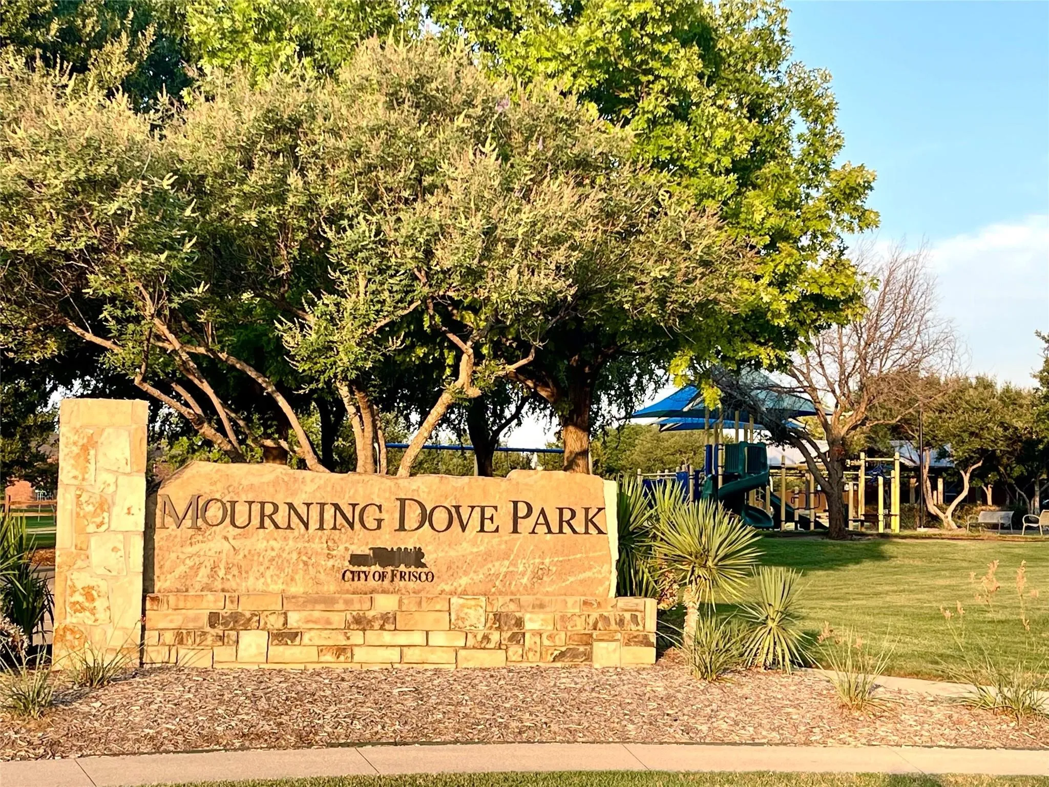 Single Family Residence For Rent in Collin County , 11490 La Grange Drive, Frisco, Texas 75035, 4 Bedroom, 3 Bathroom, 2 Garage spaces, 2,738 Sqft, built in 2007, mls#21346474, Real Estate Agent in Frisco, Homes For Rent in Collin county, Homes For Rent in Frisco, Realtor in Frisco Texas, Real Estate Brokerage Independent Realty Texas, Luminita Cordes Realtor