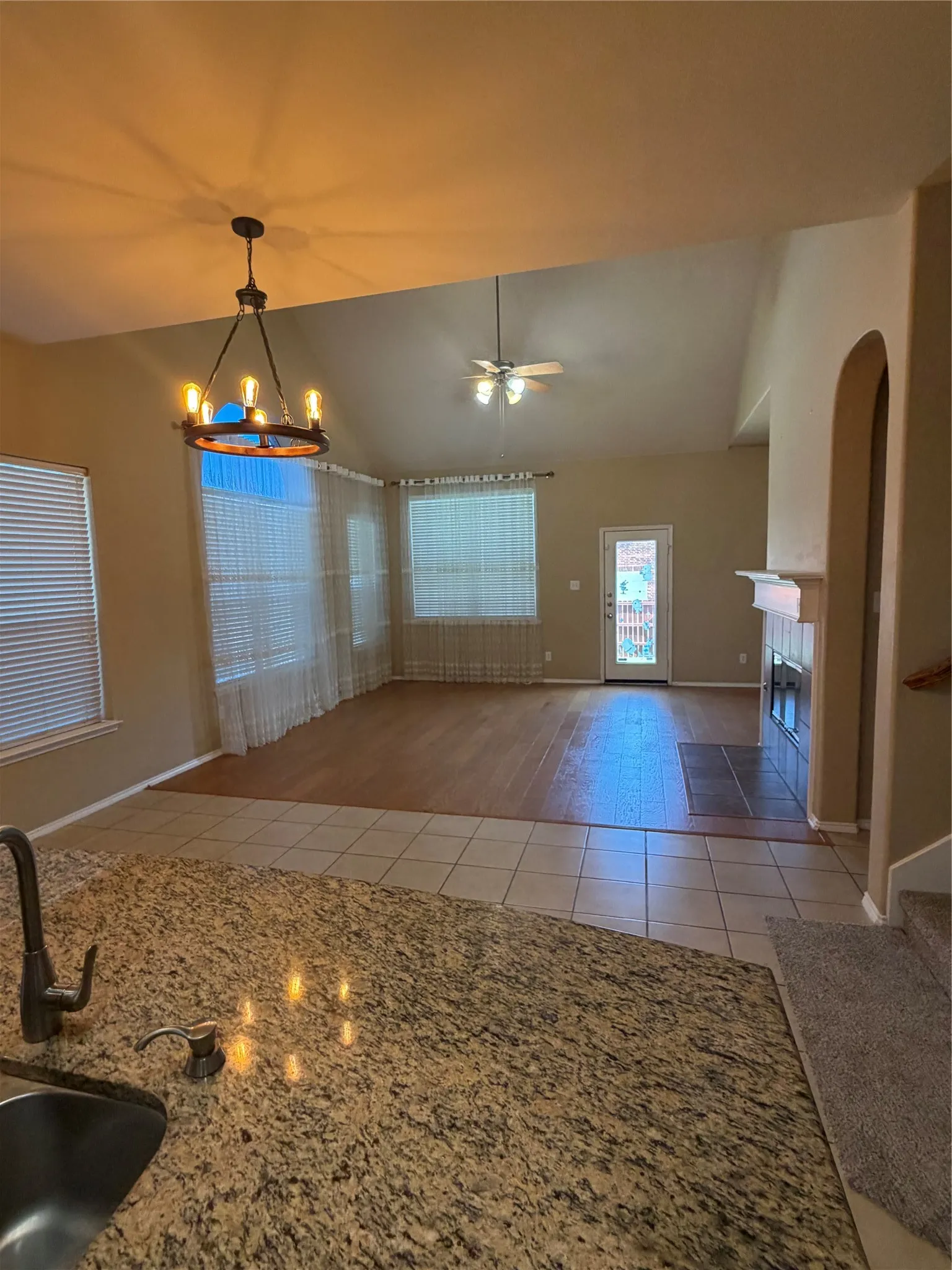 Single Family Residence For Rent in Collin County , 11490 La Grange Drive, Frisco, Texas 75035, 4 Bedroom, 3 Bathroom, 2 Garage spaces, 2,738 Sqft, built in 2007, mls#21346474, Real Estate Agent in Frisco, Homes For Rent in Collin county, Homes For Rent in Frisco, Realtor in Frisco Texas, Real Estate Brokerage Independent Realty Texas, Luminita Cordes Realtor