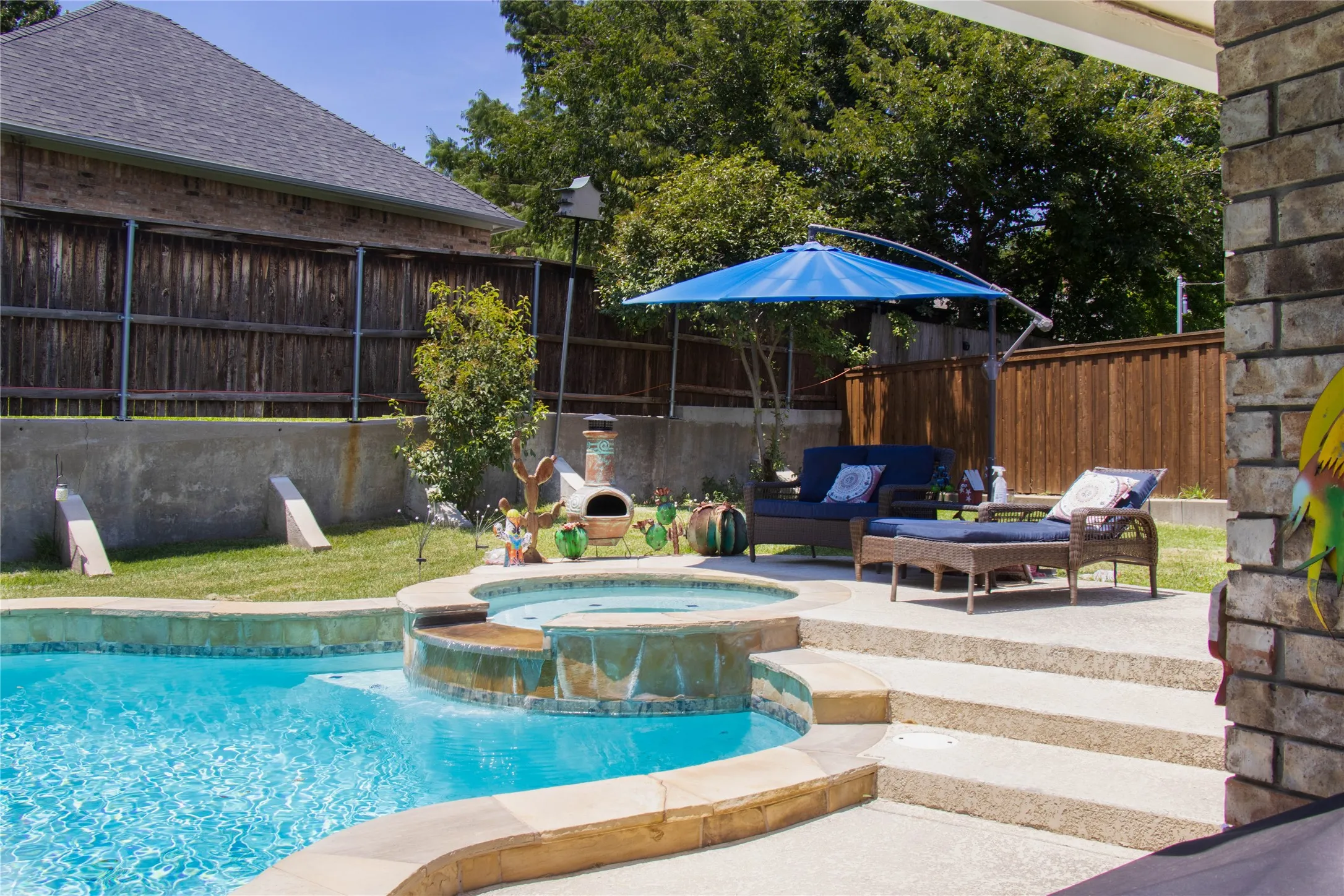 Single Family Residence For Sale in Dallas County , 3641 Green Hollow Drive, Grand Prairie, Texas 75052, 3 Bedroom, 3 Bathroom, 2 Garage spaces, 2,417 Sqft, built in 1986, mls#21346476, Real Estate Agent in Grand Prairie, Homes For Sale in Dallas county, Homes For Sale in Grand Prairie, Realtor in Grand Prairie Texas, Real Estate Brokerage Independent Realty Texas, Luminita Cordes Realtor