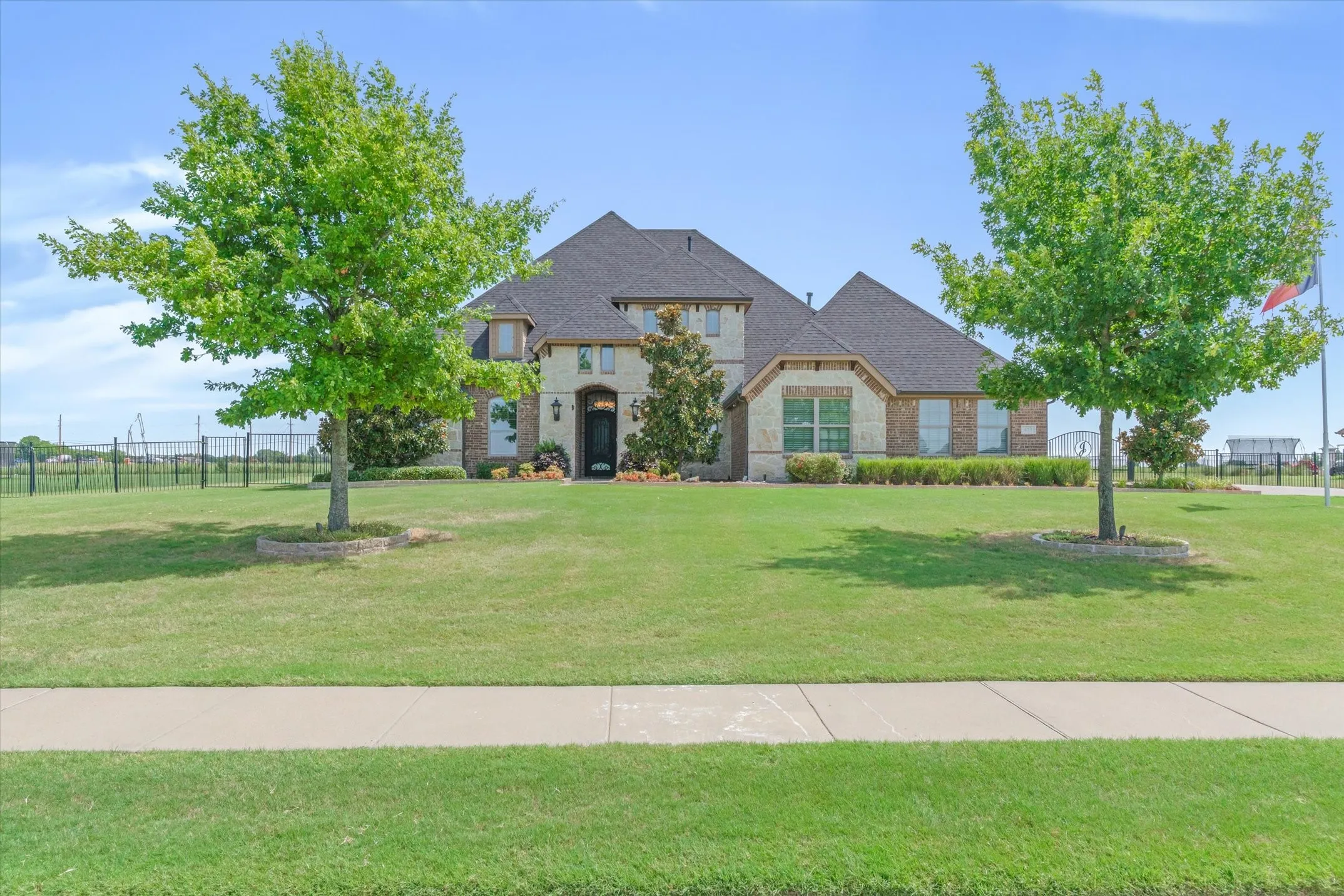 Front elevation at 413 Cattle Barron Drive, Rockwall, Tx, Rockwall County, Chisholm Crossing