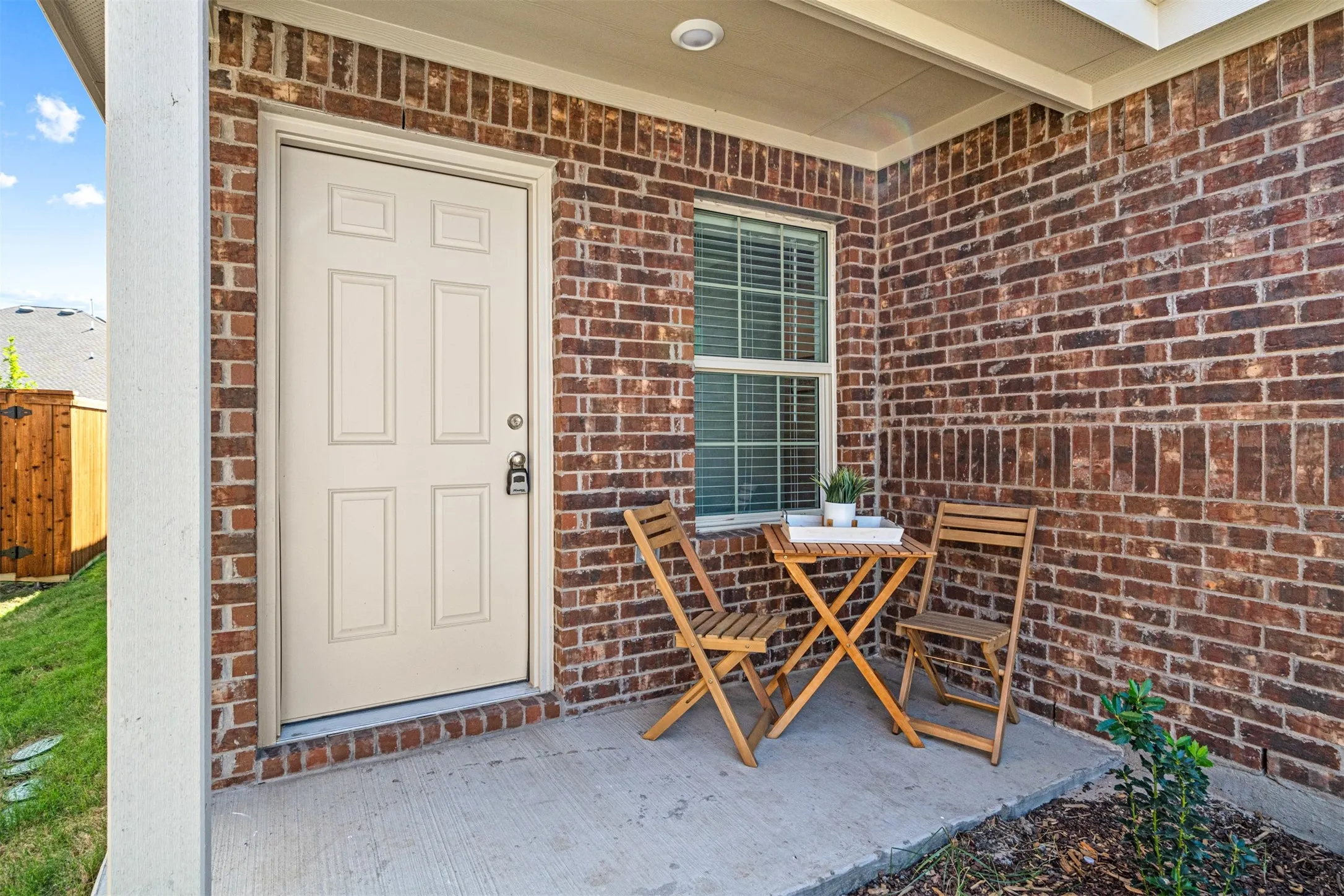 Single Family Residence For Rent in Denton County , 3124 Harper, Little Elm, Texas 75068, 3 Bedroom, 2 Bathroom, 2 Garage spaces, 1,461 Sqft, built in 2022, mls#21321561, Real Estate Agent in Little Elm, Homes For Rent in Denton county, Homes For Rent in Little Elm, Realtor in Little Elm Texas, Real Estate Brokerage Independent Realty Texas, Luminita Cordes Realtor