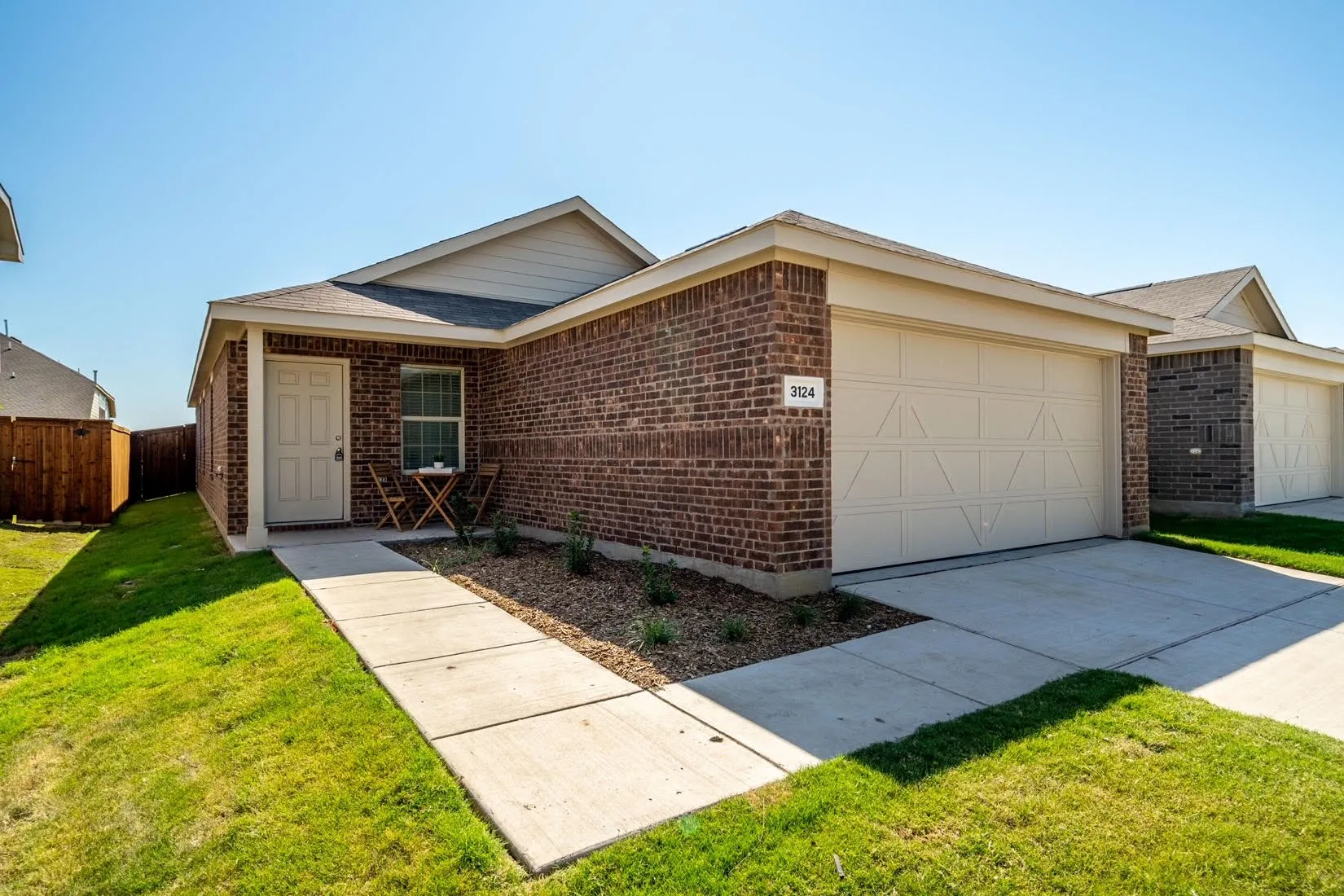 Single Family Residence For Rent in Denton County , 3124 Harper, Little Elm, Texas 75068, 3 Bedroom, 2 Bathroom, 2 Garage spaces, 1,461 Sqft, built in 2022, mls#21321561, Real Estate Agent in Little Elm, Homes For Rent in Denton county, Homes For Rent in Little Elm, Realtor in Little Elm Texas, Real Estate Brokerage Independent Realty Texas, Luminita Cordes Realtor