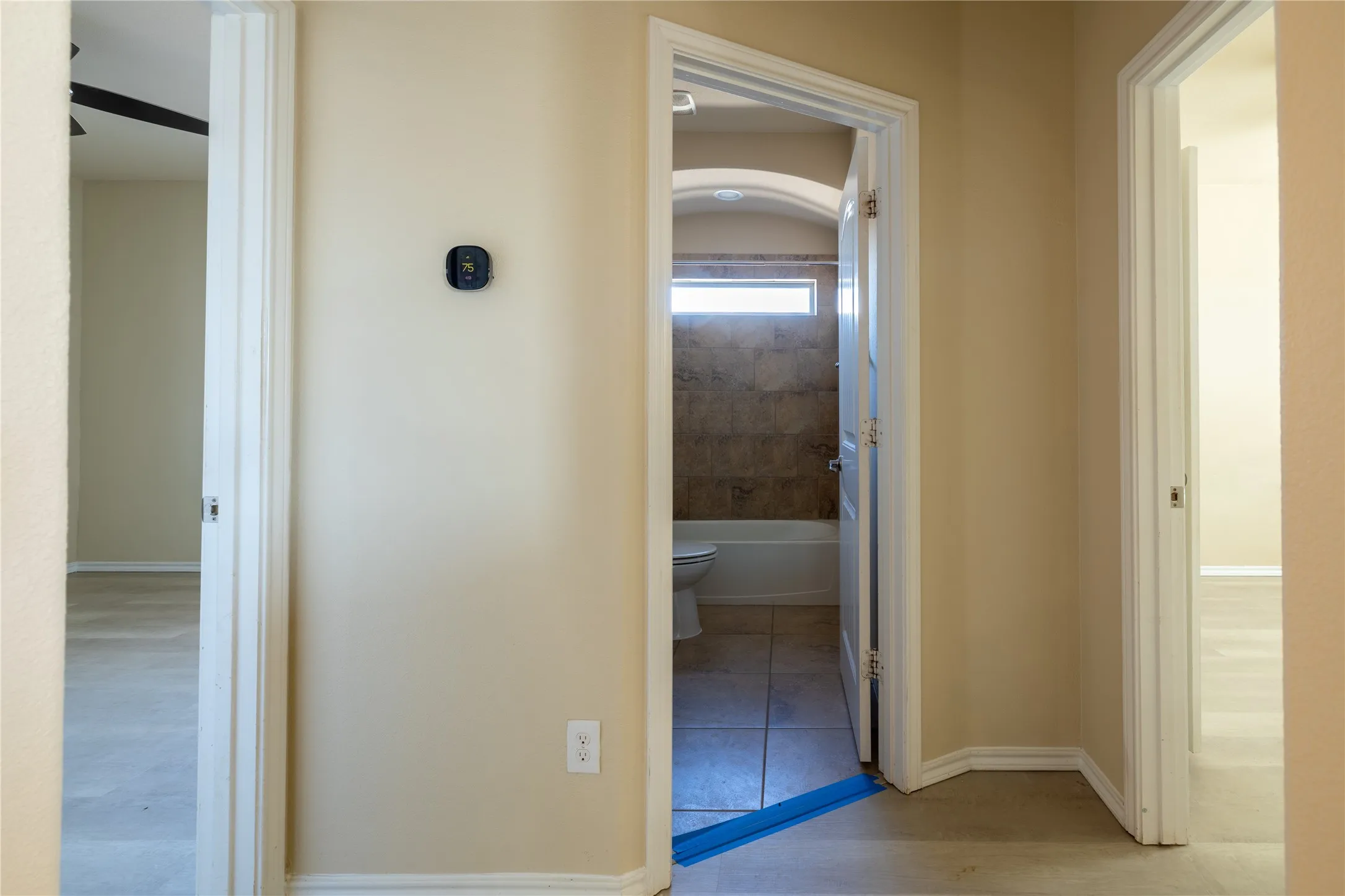 Single Family Residence For Rent in Denton County , 2813 Saddle Creek Drive, Fort Worth, Texas 76177, 5 Bedroom, 4 Bathroom, 2 Garage spaces, 2,850 Sqft, built in 2016, mls#21346479, Real Estate Agent in Fort Worth, Homes For Rent in Denton county, Homes For Rent in Fort Worth, Realtor in Fort Worth Texas, Real Estate Brokerage Independent Realty Texas, Luminita Cordes Realtor