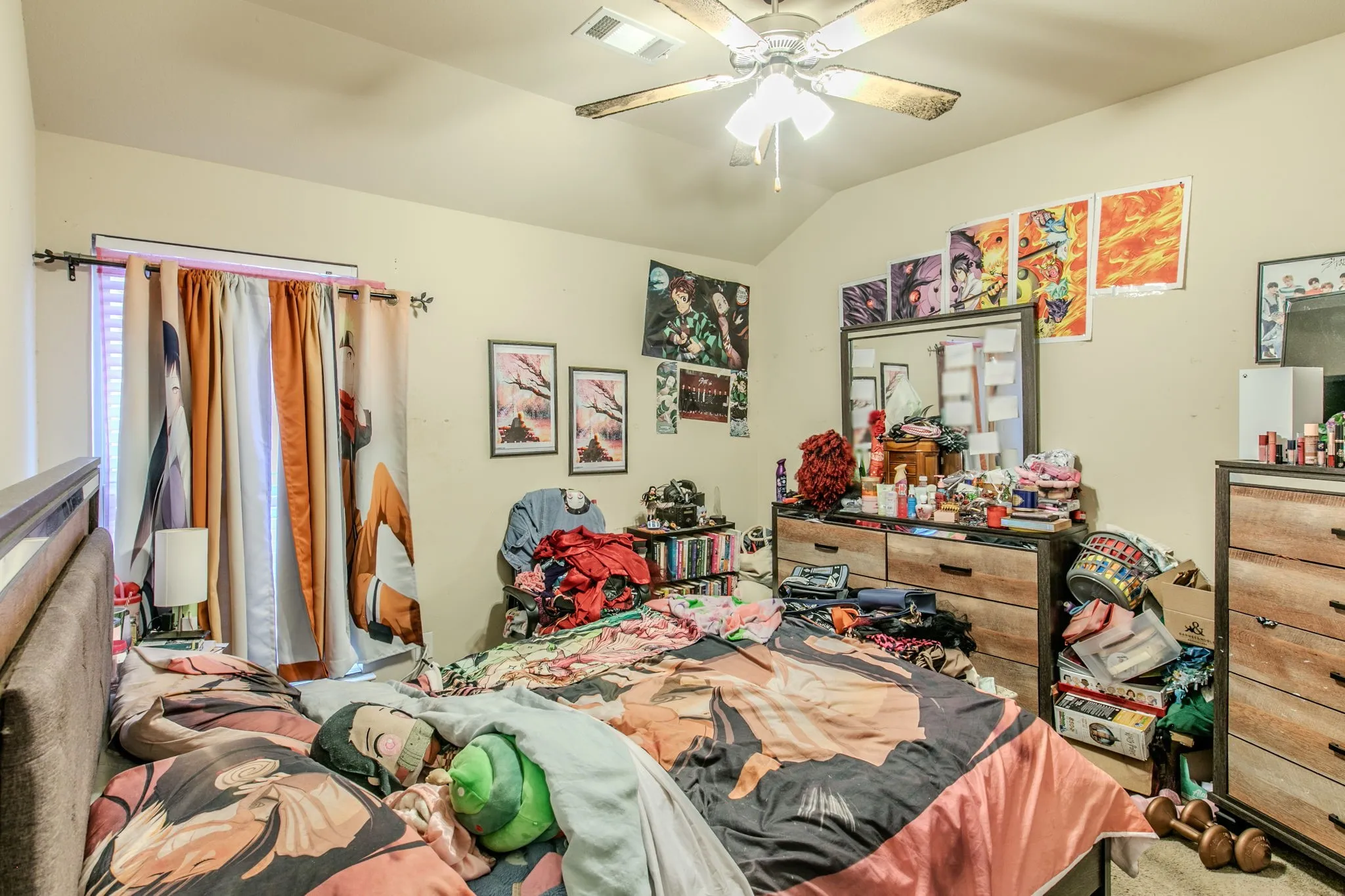 Single Family Residence For Sale in Dallas County , 2937 Mayfair Lane, Lancaster, Texas 75134, 3 Bedroom, 2 Bathroom, 2 Garage spaces, 1,610 Sqft, built in 2015, mls#21346482, Real Estate Agent in Lancaster, Homes For Sale in Dallas county, Homes For Sale in Lancaster, Realtor in Lancaster Texas, Real Estate Brokerage Independent Realty Texas, Luminita Cordes Realtor