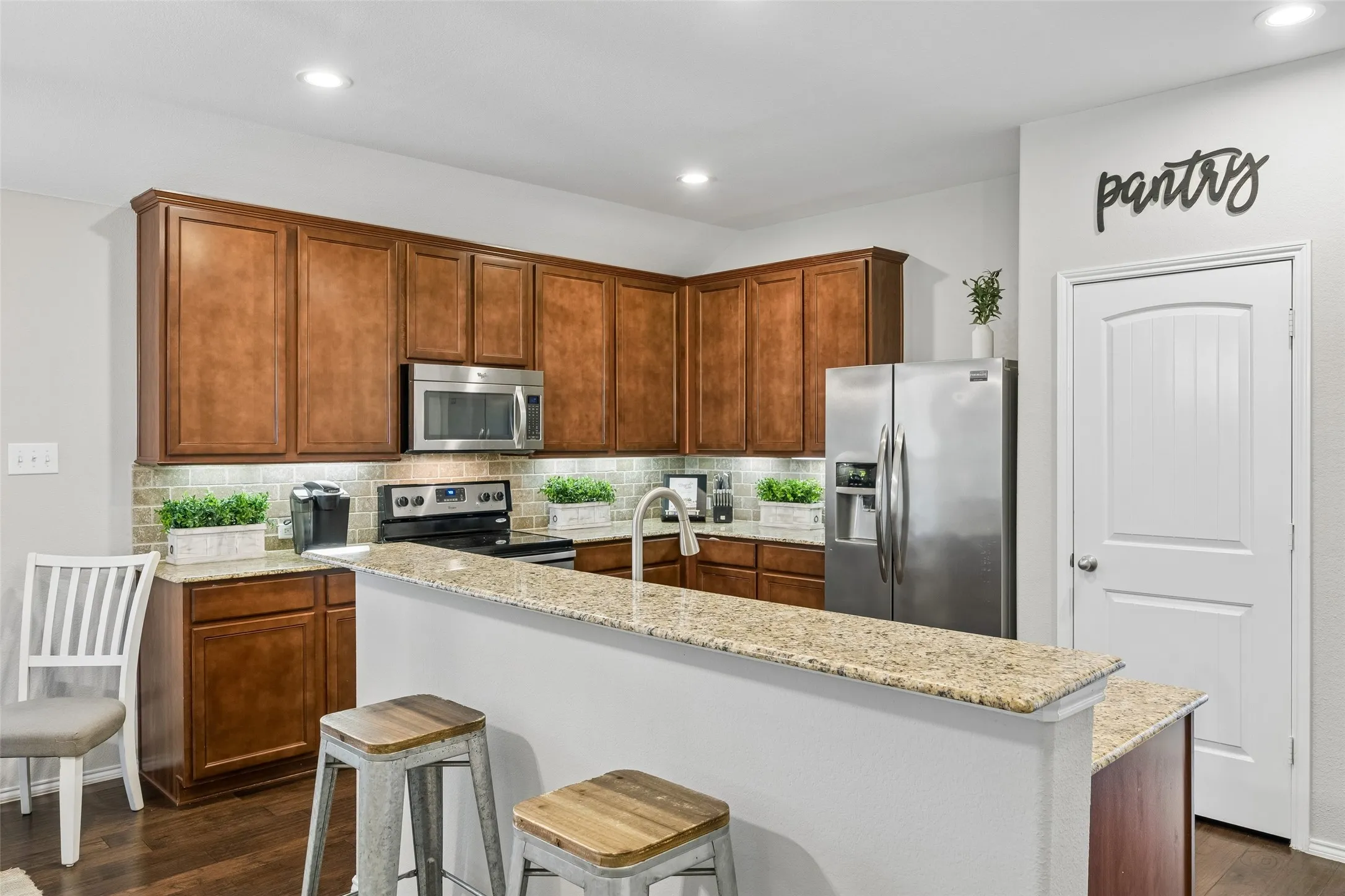 Single Family Residence For Sale in Denton County , 2784 Morning Song Drive, Little Elm, Texas 75068, 4 Bedroom, 2 Bathroom, 2 Garage spaces, 1,888 Sqft, built in 2013, mls#21345404, Real Estate Agent in Little Elm, Homes For Sale in Denton county, Homes For Sale in Little Elm, Realtor in Little Elm Texas, Real Estate Brokerage Independent Realty Texas, Luminita Cordes Realtor