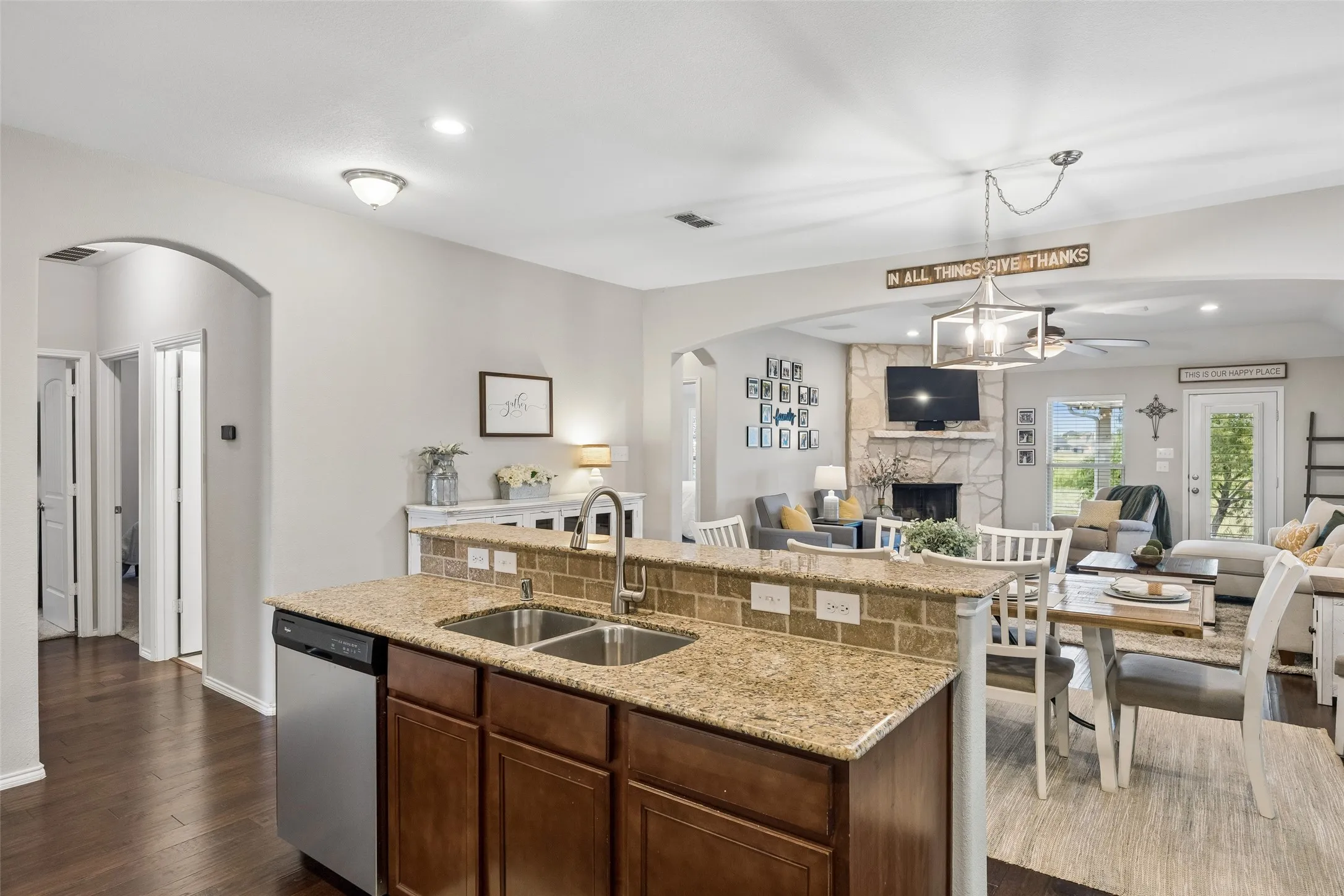 Single Family Residence For Sale in Denton County , 2784 Morning Song Drive, Little Elm, Texas 75068, 4 Bedroom, 2 Bathroom, 2 Garage spaces, 1,888 Sqft, built in 2013, mls#21345404, Real Estate Agent in Little Elm, Homes For Sale in Denton county, Homes For Sale in Little Elm, Realtor in Little Elm Texas, Real Estate Brokerage Independent Realty Texas, Luminita Cordes Realtor