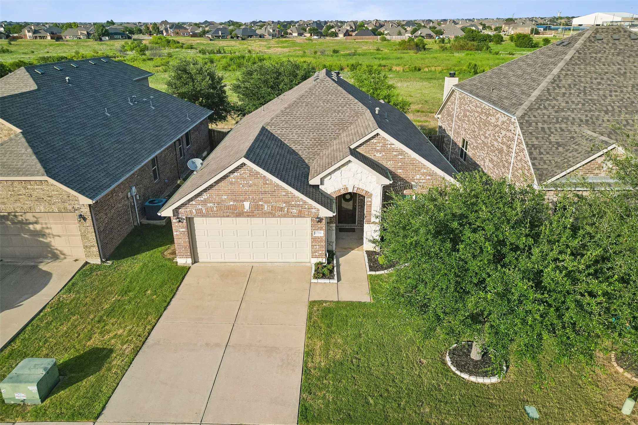 Single Family Residence For Sale in Denton County , 2784 Morning Song Drive, Little Elm, Texas 75068, 4 Bedroom, 2 Bathroom, 2 Garage spaces, 1,888 Sqft, built in 2013, mls#21345404, Real Estate Agent in Little Elm, Homes For Sale in Denton county, Homes For Sale in Little Elm, Realtor in Little Elm Texas, Real Estate Brokerage Independent Realty Texas, Luminita Cordes Realtor