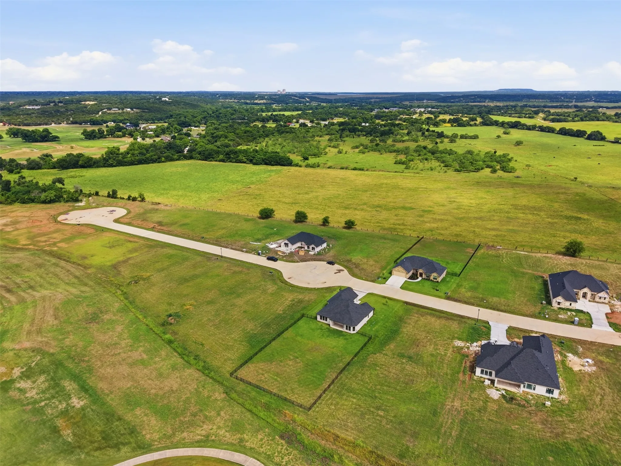 Single Family Residence For Sale in Somervell County , 117 Eagle Court, Glen Rose, Texas 76077, 4 Bedrooms, 2 Bathrooms, 3 Garage spaces, 2,060 Sqft, built in 2024, Price $559,000, mls#21345374, Real Estate Agent in Glen Rose, Homes For Sale in Somervell county, Homes For Sale in Glen Rose, Realtor in Glen Rose Texas, Real Estate Brokerage Independent Realty Texas, Luminita Cordes Realtor