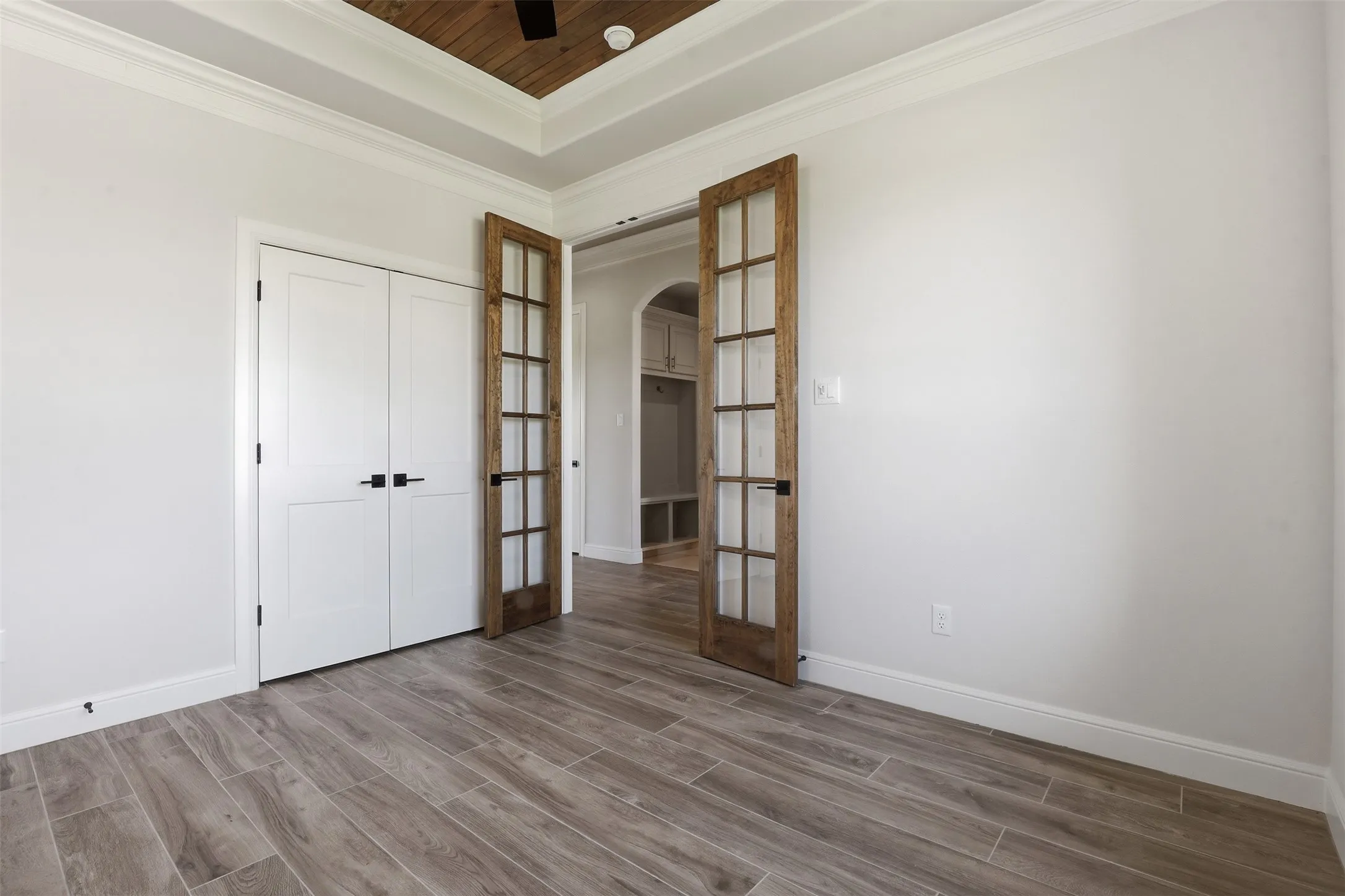 Single Family Residence For Sale in Somervell County , 117 Eagle Court, Glen Rose, Texas 76077, 4 Bedrooms, 2 Bathrooms, 3 Garage spaces, 2,060 Sqft, built in 2024, Price $559,000, mls#21345374, Real Estate Agent in Glen Rose, Homes For Sale in Somervell county, Homes For Sale in Glen Rose, Realtor in Glen Rose Texas, Real Estate Brokerage Independent Realty Texas, Luminita Cordes Realtor