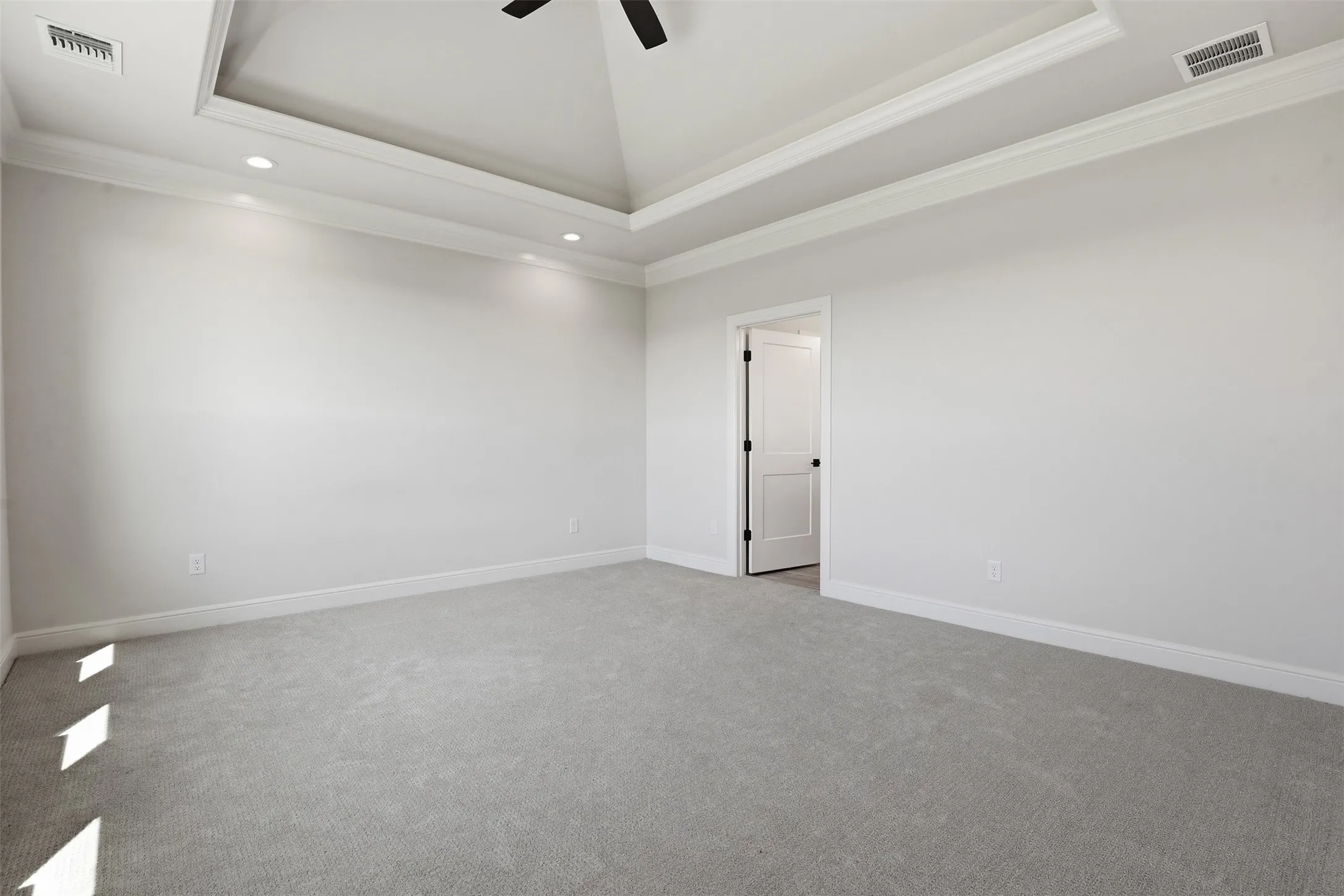 Single Family Residence For Sale in Somervell County , 117 Eagle Court, Glen Rose, Texas 76077, 4 Bedrooms, 2 Bathrooms, 3 Garage spaces, 2,060 Sqft, built in 2024, Price $559,000, mls#21345374, Real Estate Agent in Glen Rose, Homes For Sale in Somervell county, Homes For Sale in Glen Rose, Realtor in Glen Rose Texas, Real Estate Brokerage Independent Realty Texas, Luminita Cordes Realtor