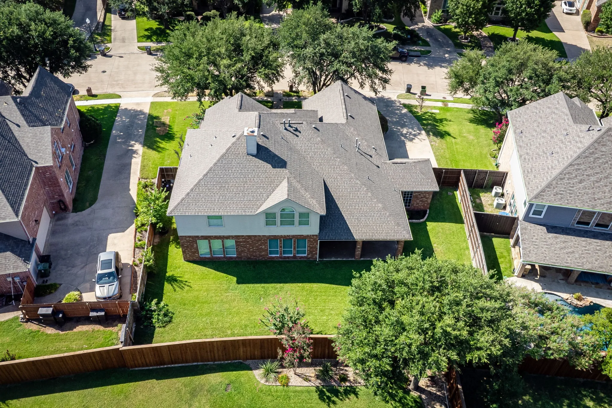 Single Family Residence For Sale in Collin County , 205 Creekside Drive, Murphy, Texas 75094, 5 Bedroom, 5 Bathroom, 3 Garage spaces, 4,327 Sqft, built in 2002, mls#21345273, Real Estate Agent in Murphy, Homes For Sale in Collin county, Homes For Sale in Murphy, Realtor in Murphy Texas, Real Estate Brokerage Independent Realty Texas, Luminita Cordes Realtor
