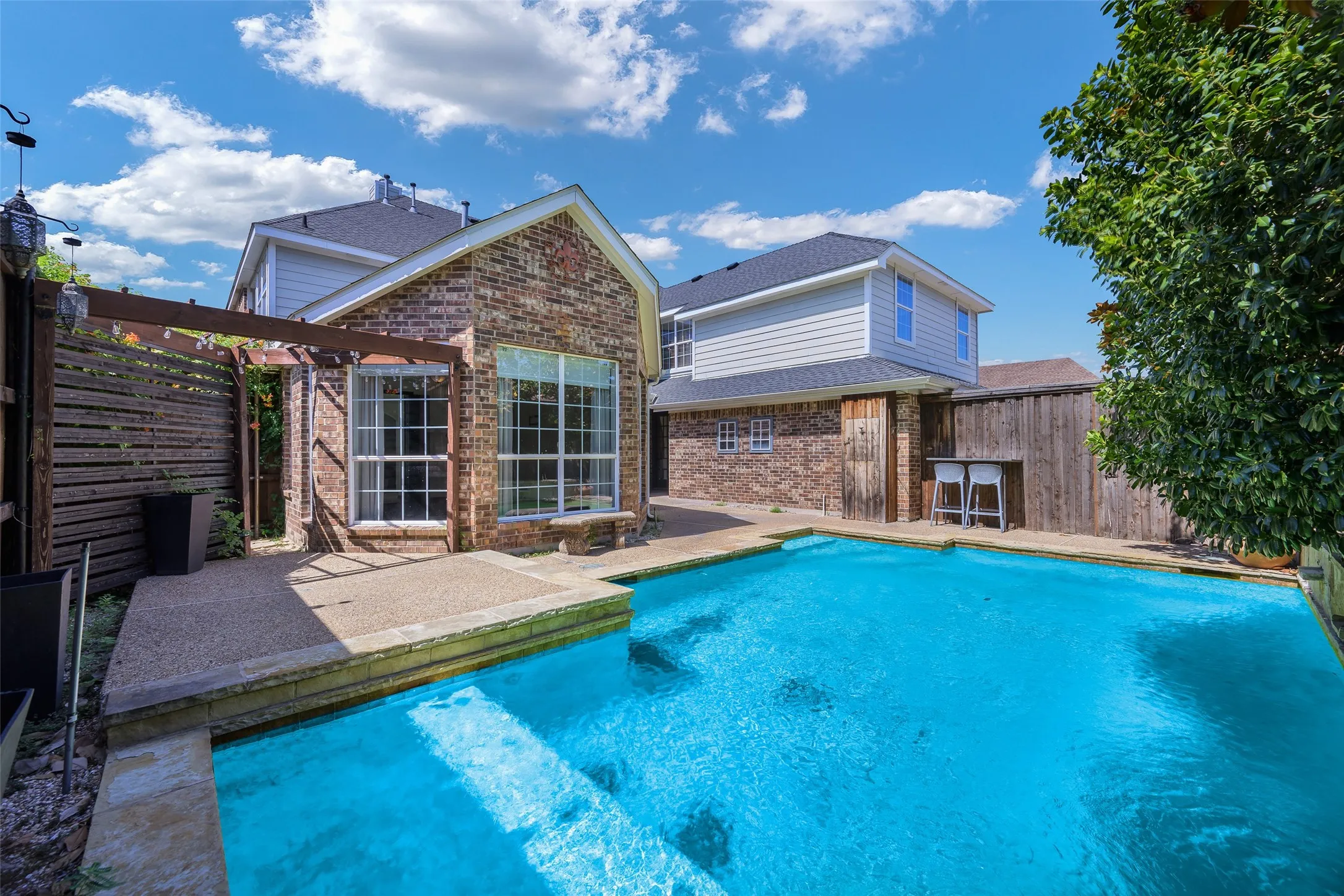 Single Family Residence For Rent in Denton County , 5170 Mohegan Lane, Frisco, Texas 75034, 5 Bedroom, 4 Bathroom, 3 Garage spaces, 4,499 Sqft, built in 2002, mls#21346517, Real Estate Agent in Frisco, Homes For Rent in Denton county, Homes For Rent in Frisco, Realtor in Frisco Texas, Real Estate Brokerage Independent Realty Texas, Luminita Cordes Realtor