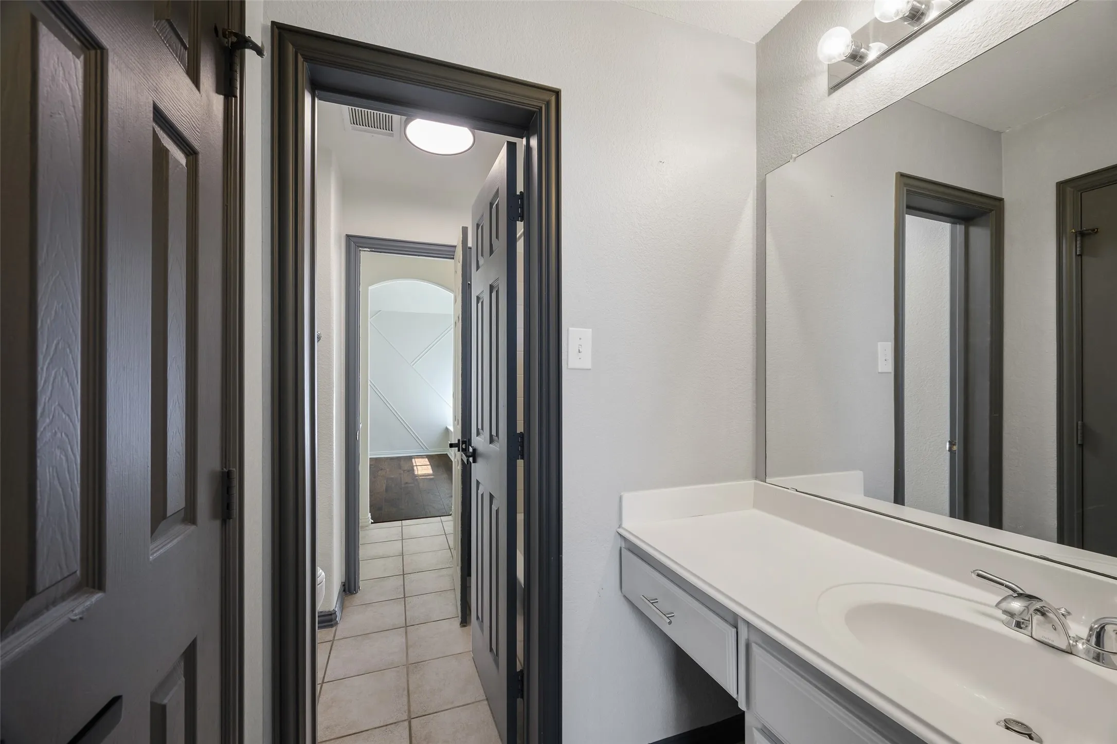 Single Family Residence For Rent in Denton County , 5170 Mohegan Lane, Frisco, Texas 75034, 5 Bedroom, 4 Bathroom, 3 Garage spaces, 4,499 Sqft, built in 2002, mls#21346517, Real Estate Agent in Frisco, Homes For Rent in Denton county, Homes For Rent in Frisco, Realtor in Frisco Texas, Real Estate Brokerage Independent Realty Texas, Luminita Cordes Realtor