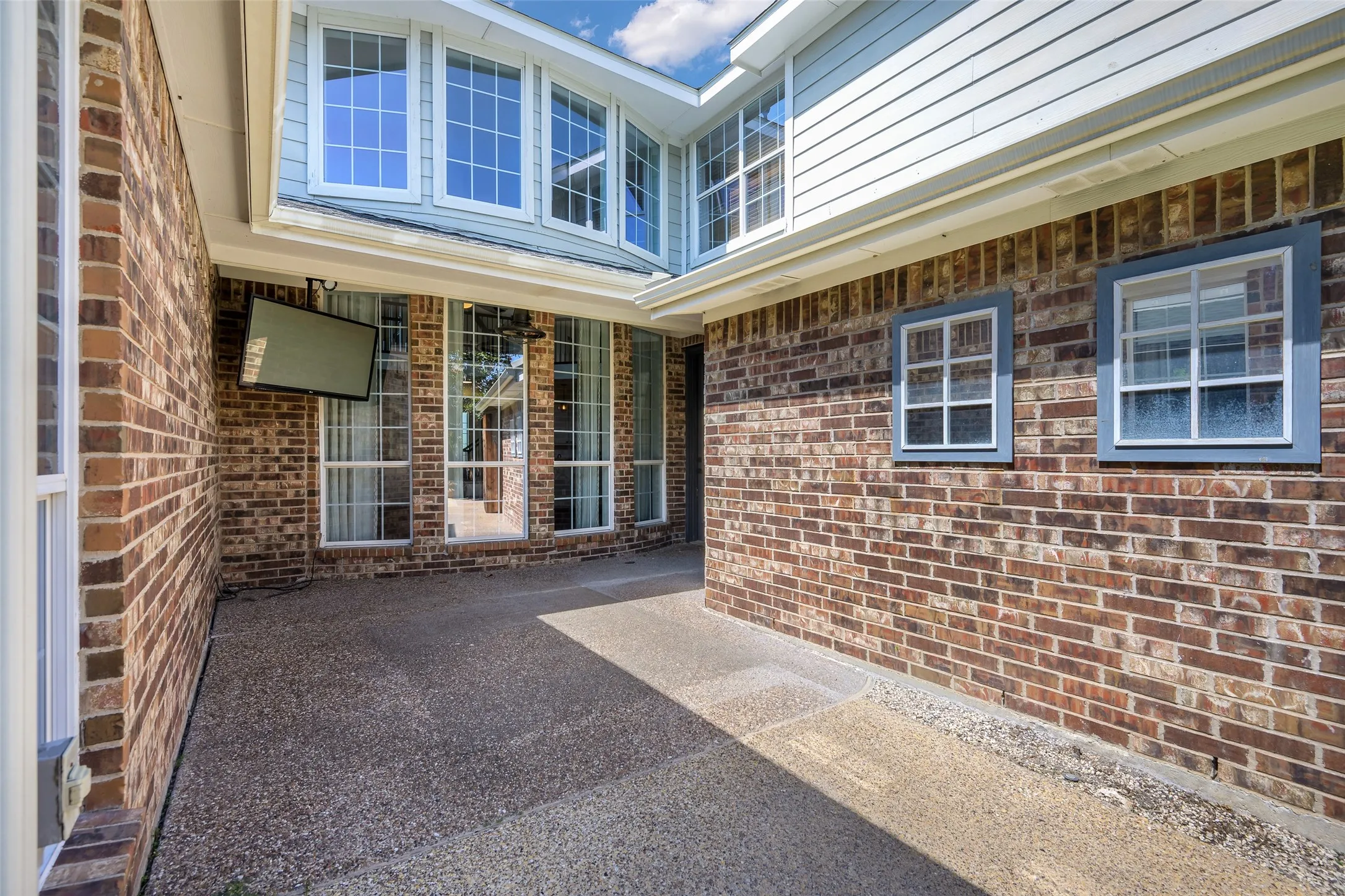 Single Family Residence For Rent in Denton County , 5170 Mohegan Lane, Frisco, Texas 75034, 5 Bedroom, 4 Bathroom, 3 Garage spaces, 4,499 Sqft, built in 2002, mls#21346517, Real Estate Agent in Frisco, Homes For Rent in Denton county, Homes For Rent in Frisco, Realtor in Frisco Texas, Real Estate Brokerage Independent Realty Texas, Luminita Cordes Realtor