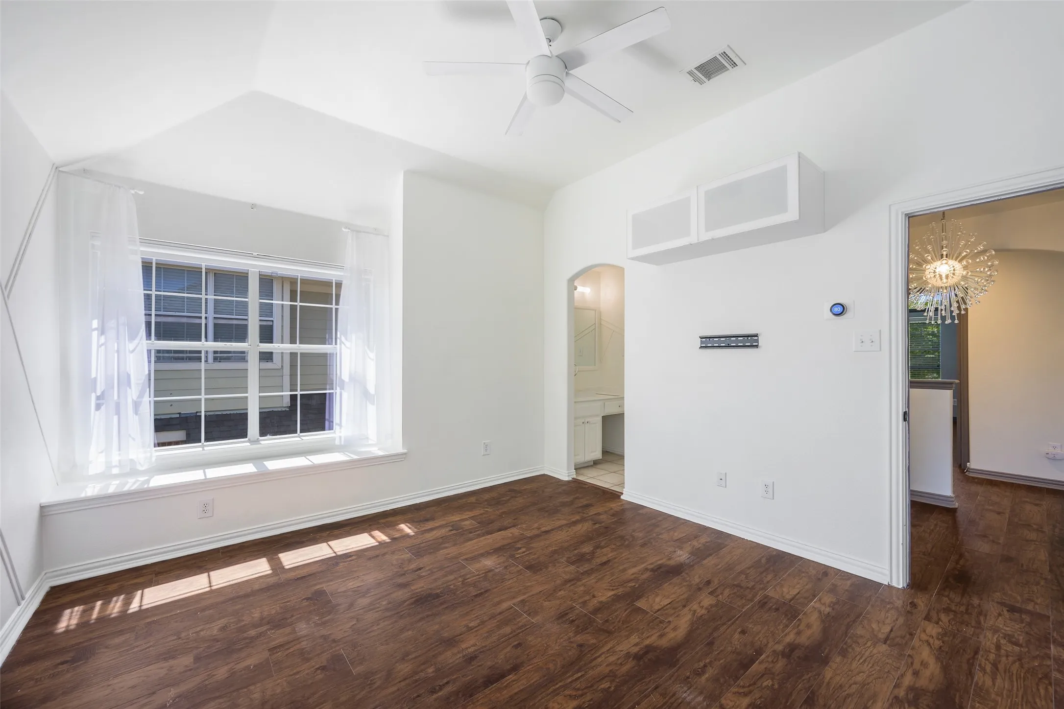 Single Family Residence For Rent in Denton County , 5170 Mohegan Lane, Frisco, Texas 75034, 5 Bedroom, 4 Bathroom, 3 Garage spaces, 4,499 Sqft, built in 2002, mls#21346517, Real Estate Agent in Frisco, Homes For Rent in Denton county, Homes For Rent in Frisco, Realtor in Frisco Texas, Real Estate Brokerage Independent Realty Texas, Luminita Cordes Realtor