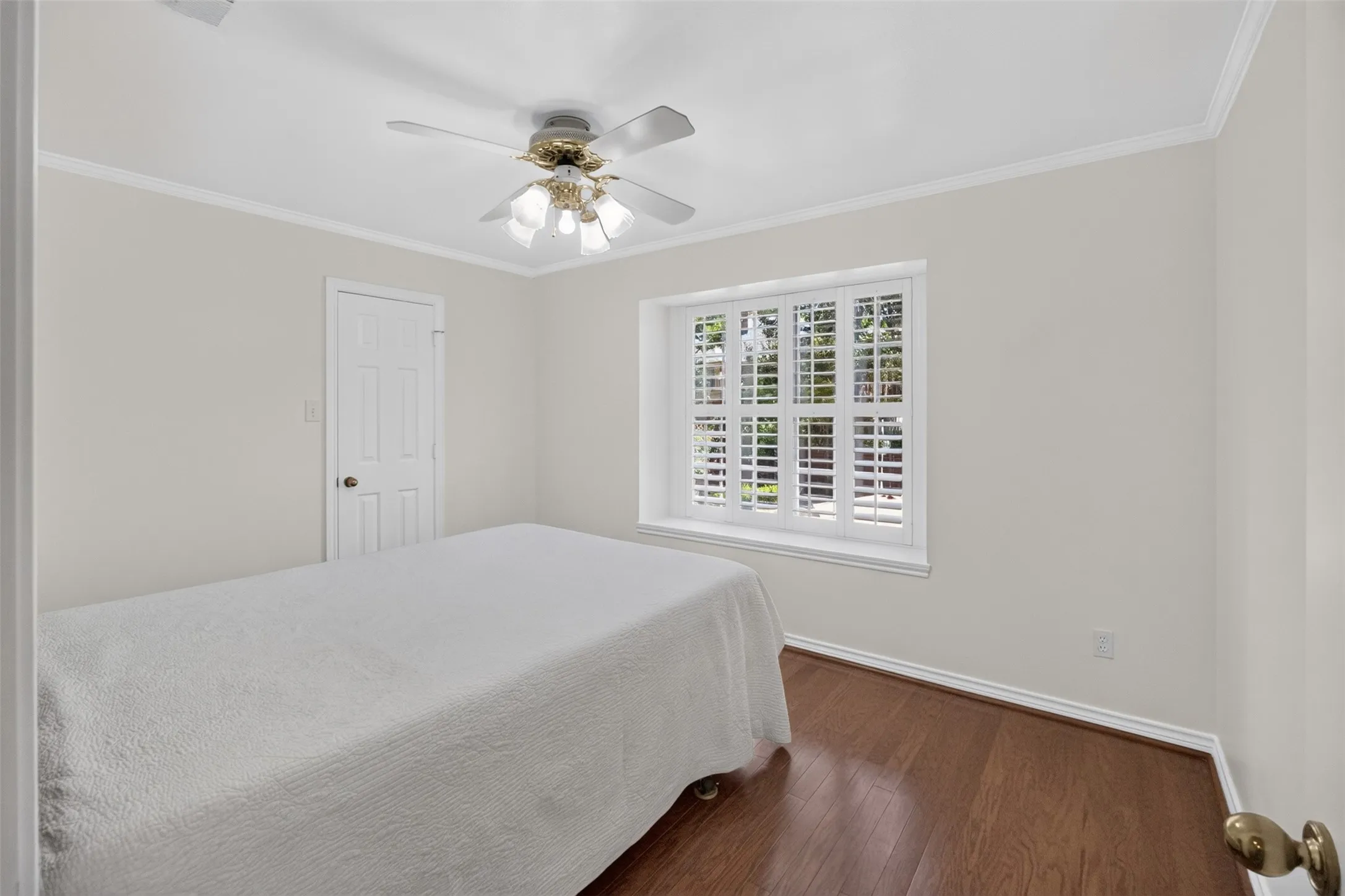 Single Family Residence For Sale in Tarrant County , 2805 Pine View Drive, Grapevine, Texas 76051, 4 Bedrooms, 3 Bathrooms, 2 Garage spaces, 2,912 Sqft, built in 1987, Price $769,900, mls#21345266, Real Estate Agent in Grapevine, Homes For Sale in Tarrant county, Homes For Sale in Grapevine, Realtor in Grapevine Texas, Real Estate Brokerage Independent Realty Texas, Luminita Cordes Realtor